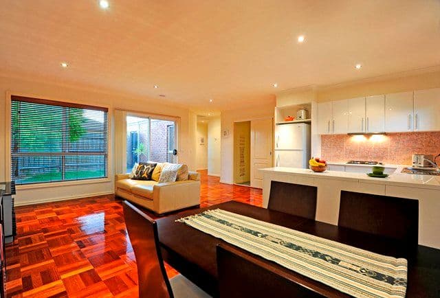 9 Marshall Drive, RESERVOIR VIC 3073, Reservoir - Thumbnail 3