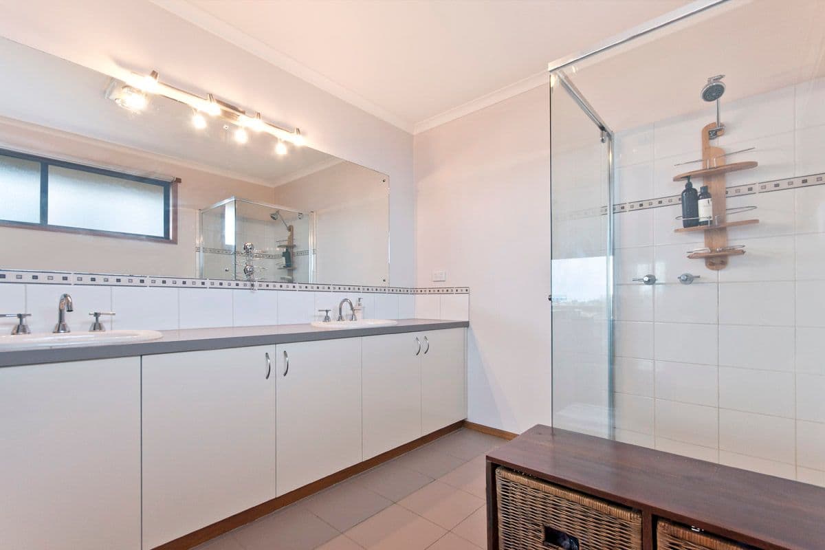 23 Balmoral Road, WARRNAMBOOL VIC 3280, Warrnambool - Thumbnail 8
