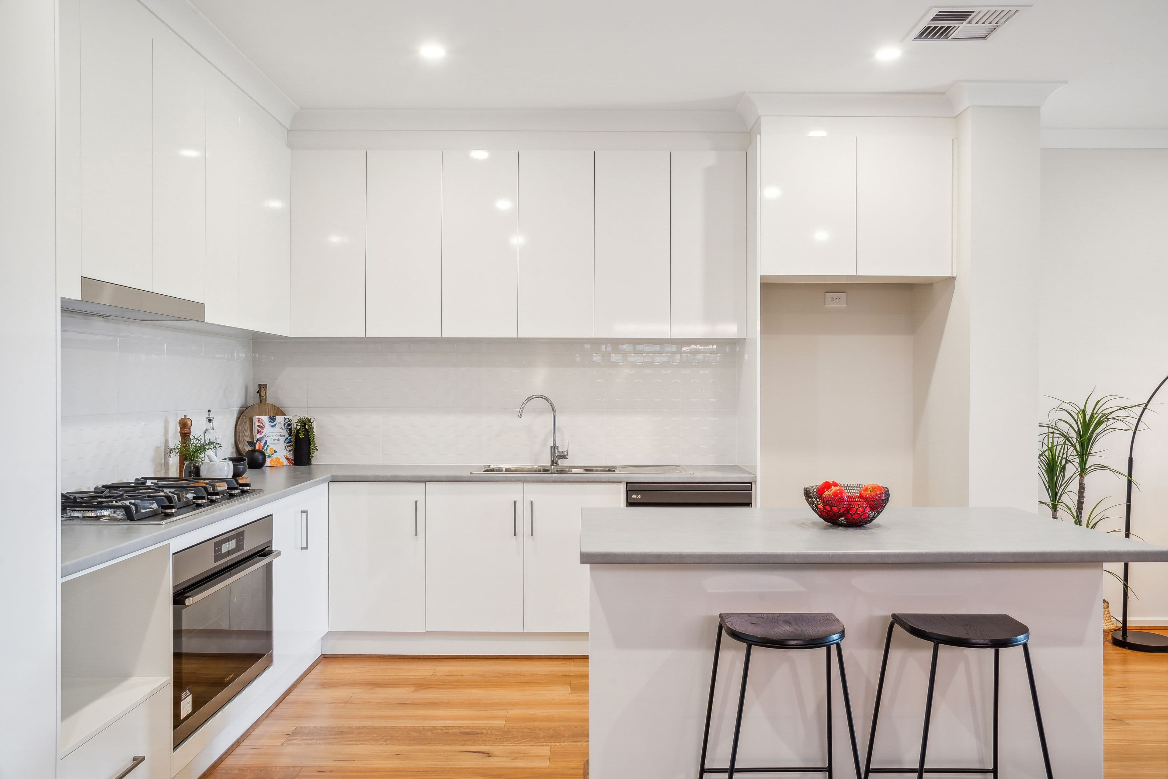 27 Ranford Road, Largs North SA 5016, Largs North - Thumbnail 2