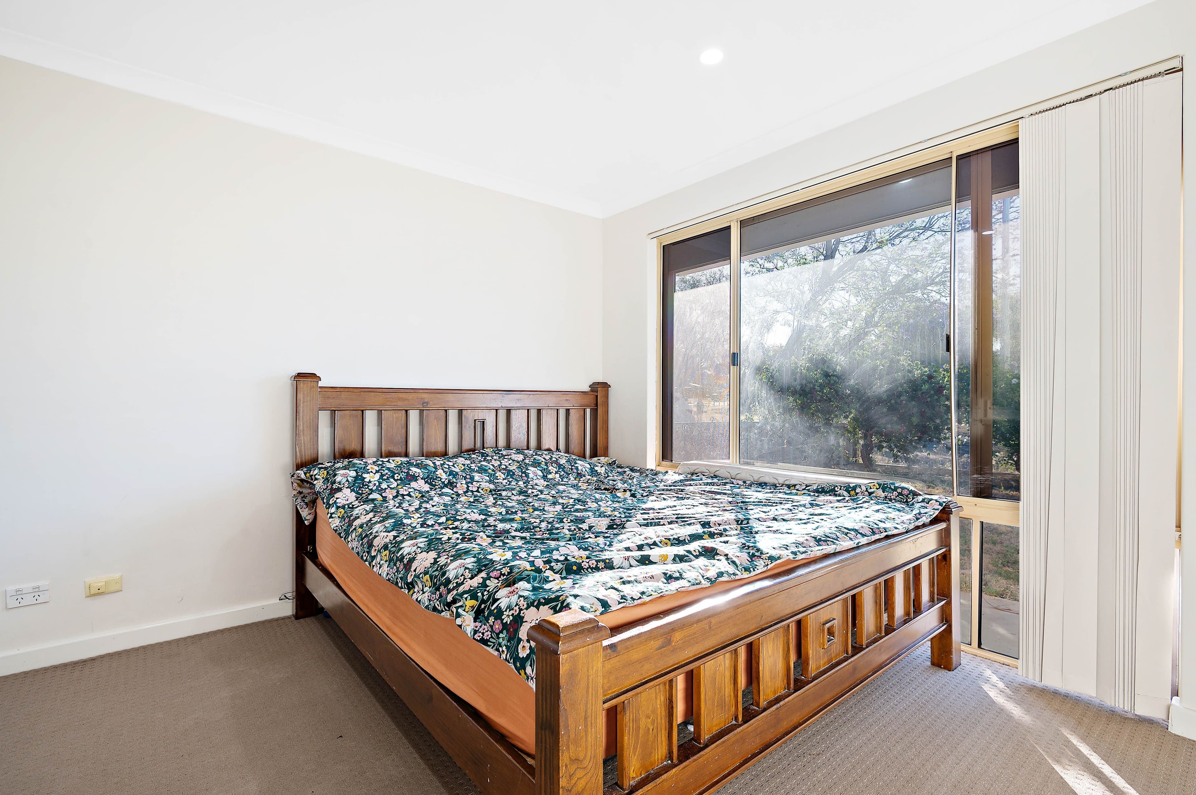 4 Clyde Place, Camillo WA 6111, Camillo - Thumbnail 4