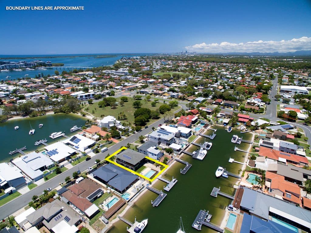 42 Lindsay Parade, Paradise Point QLD 4216, Paradise Point - Image 1