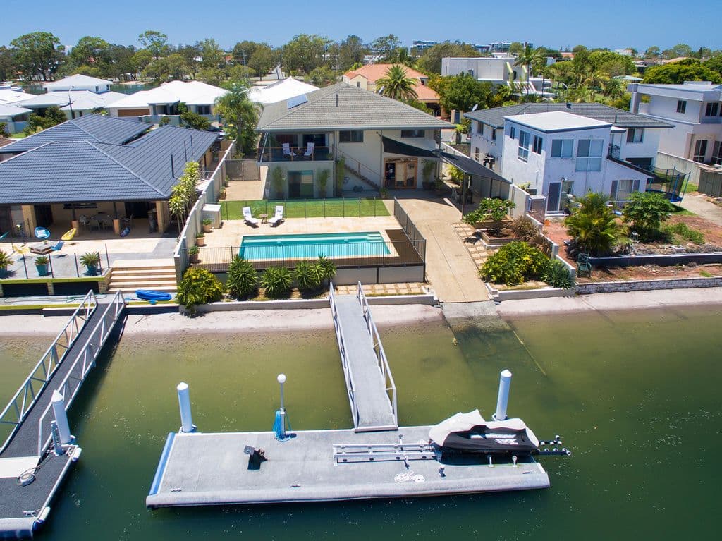 42 Lindsay Parade, Paradise Point QLD 4216, Paradise Point - Thumbnail 2