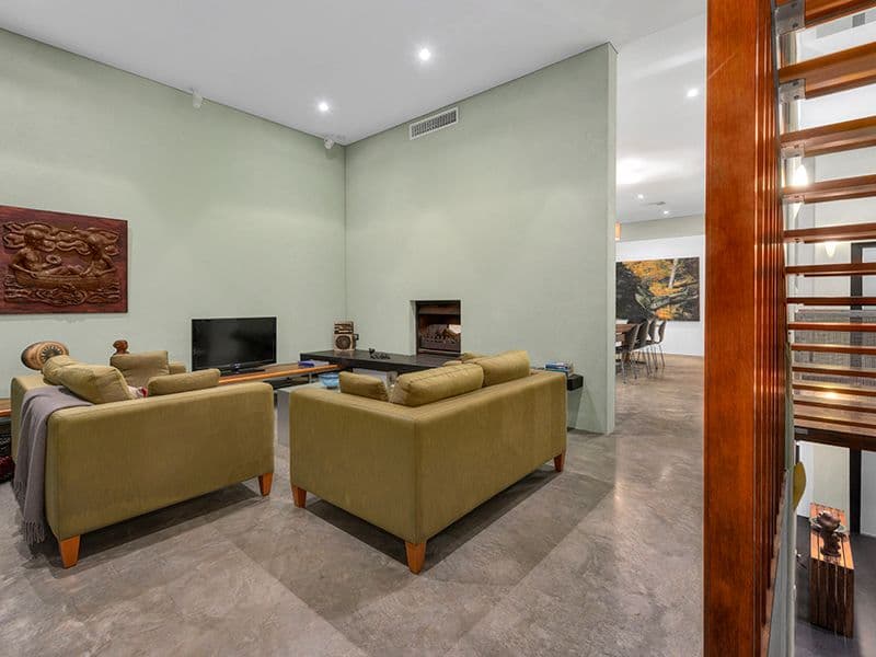42 Prince Edward Parade, Redcliffe QLD 4020, Redcliffe - Thumbnail 8