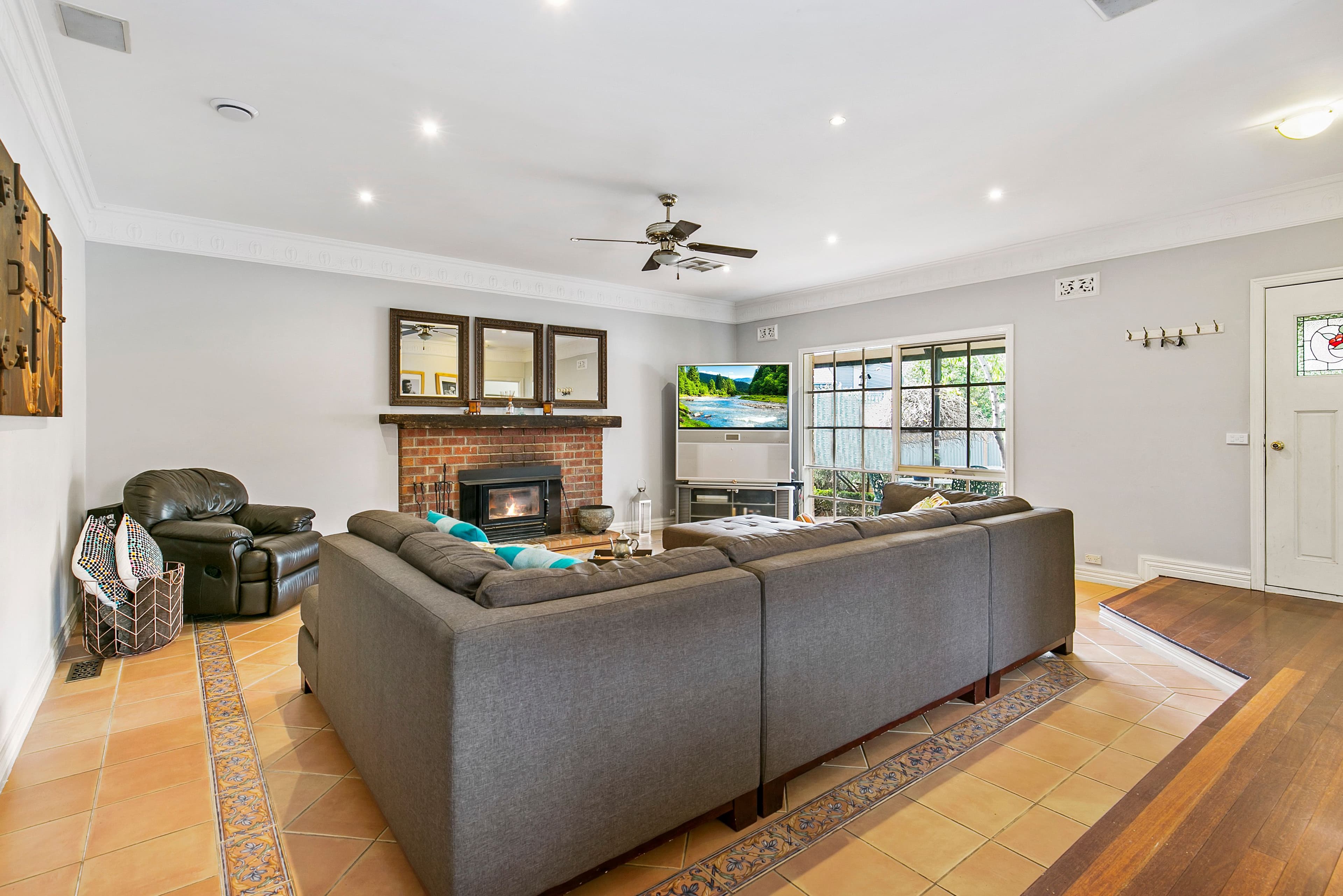 6 Quill Court, Mount Martha VIC 3934, Mount Martha - Thumbnail 2