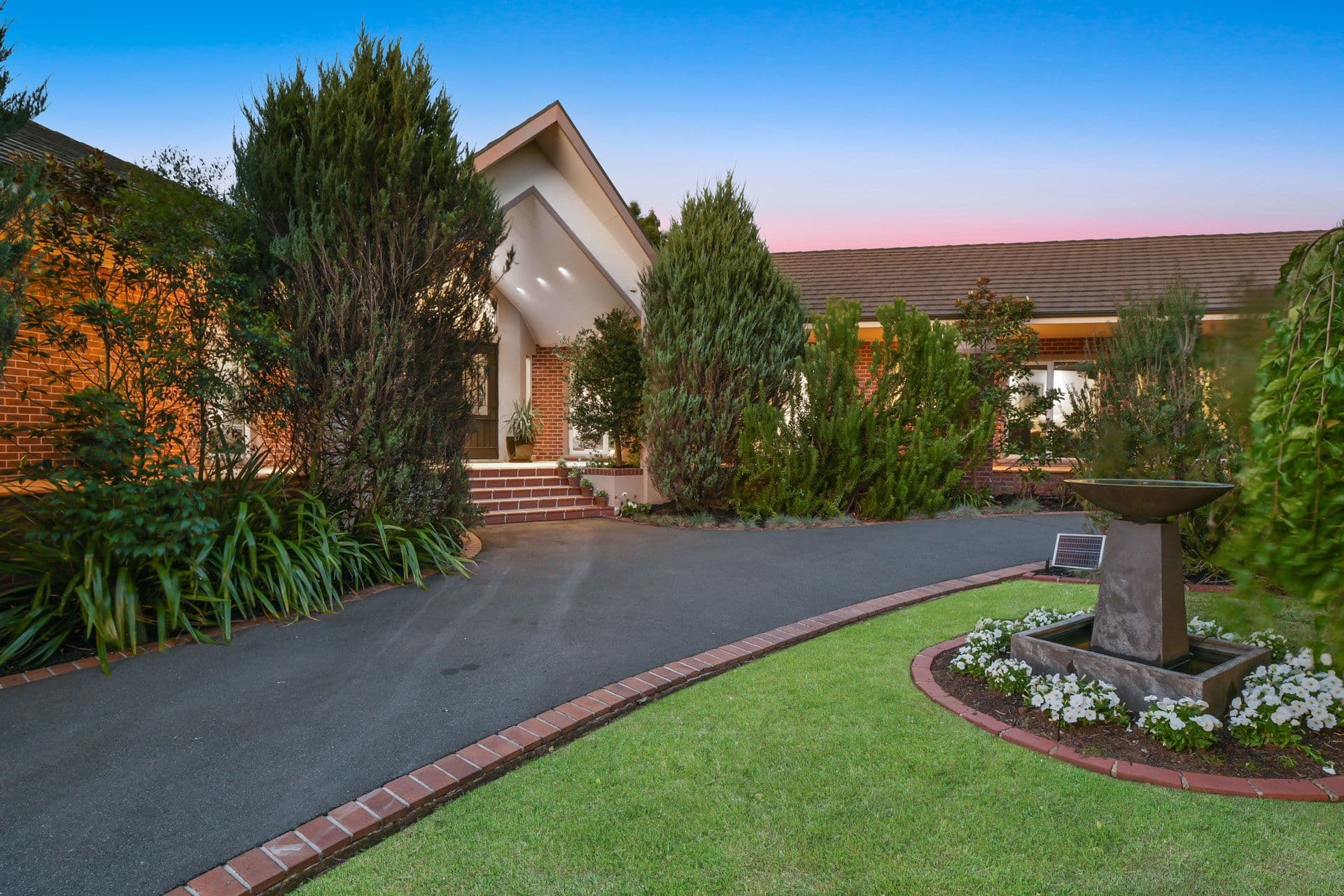 8-10 Old Trafford, Berwick VIC 3806, Berwick - Image 1