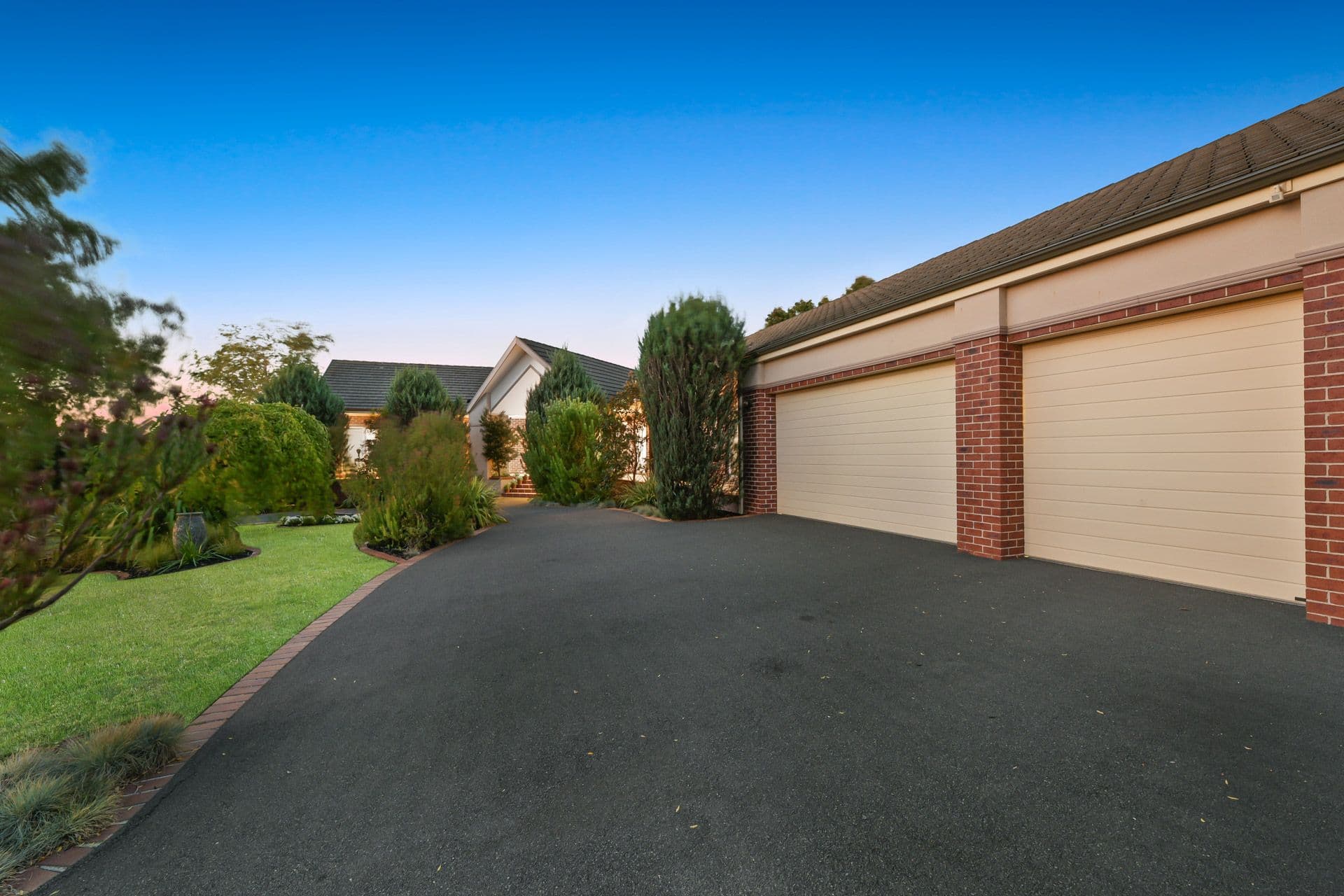 8-10 Old Trafford, Berwick VIC 3806, Berwick - Thumbnail 6
