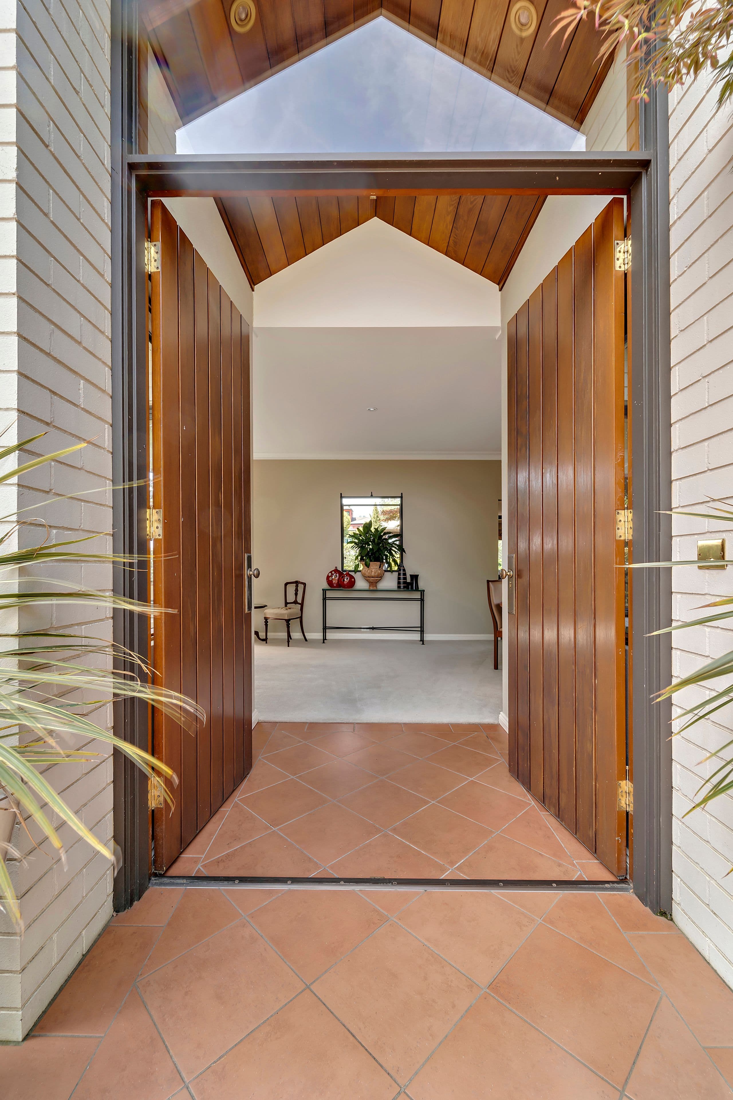 19 Hooker Street, Yarralumla ACT 2600, Yarralumla - Thumbnail 3