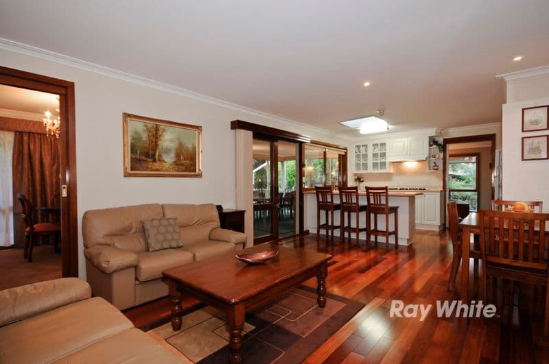 71 Sylphide Way, WANTIRNA SOUTH VIC 3152, Wantirna South - Thumbnail 2