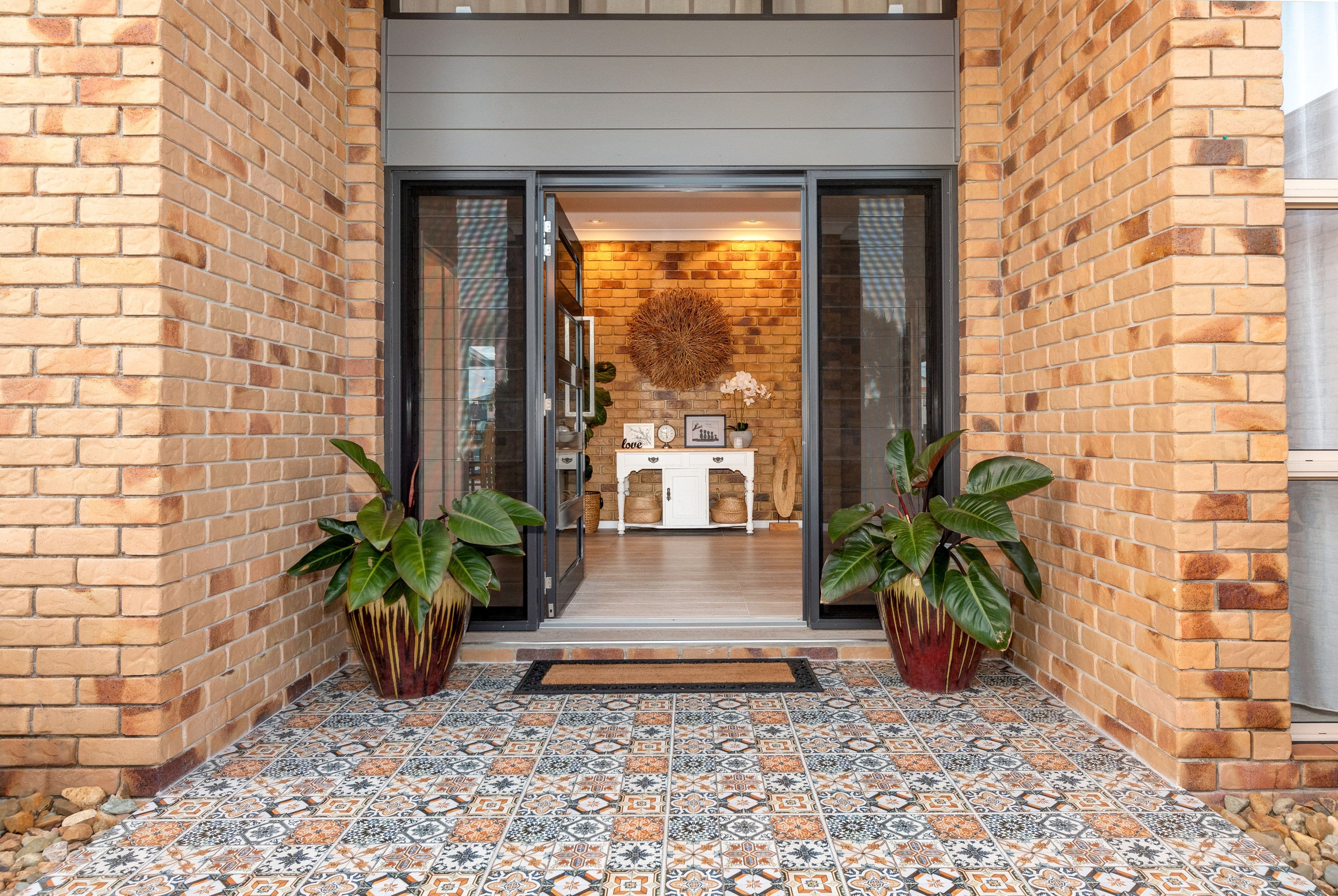 8 Chesterfield Place, Runaway Bay QLD 4216, Runaway Bay - Thumbnail 3