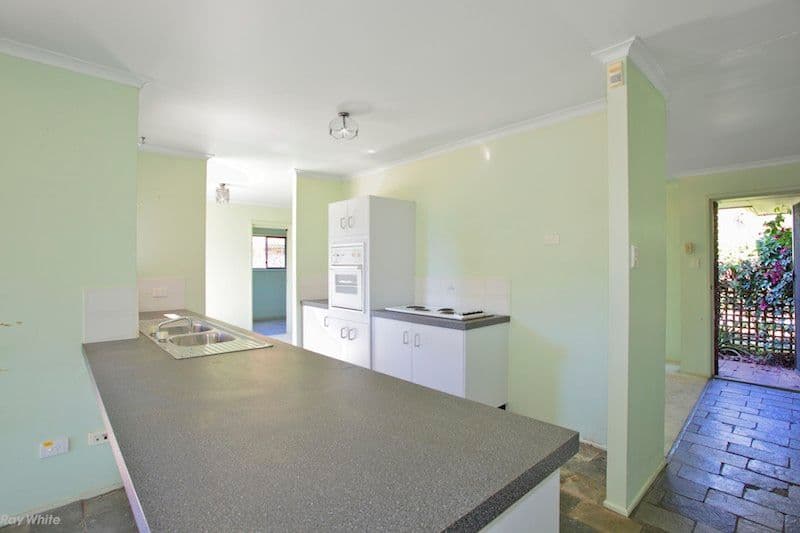 112  Arnica Crescent, BALD HILLS QLD 4036, Bald Hills - Thumbnail 4