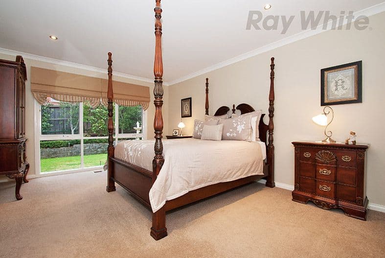 15 LITTLE CHIPPING Drive, Chirnside Park VIC 3116, Chirnside Park - Thumbnail 7