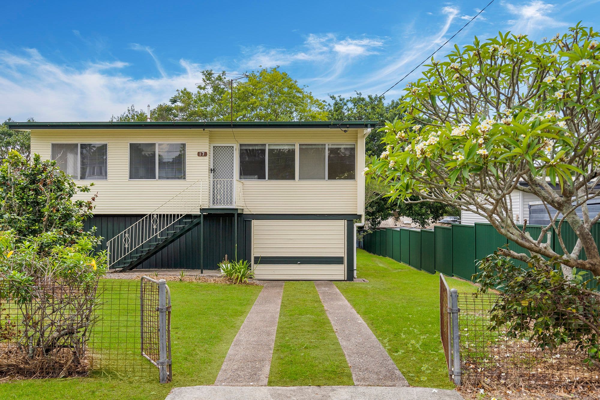 17 Lynngold Street, Woodridge QLD 4114, Woodridge - Thumbnail 2