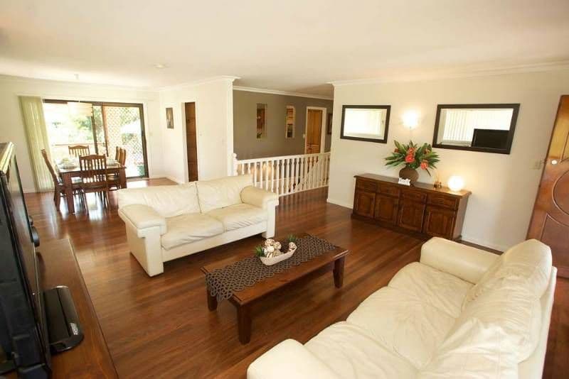 4 Irandi Street, MANSFIELD QLD 4122, Mansfield - Thumbnail 2
