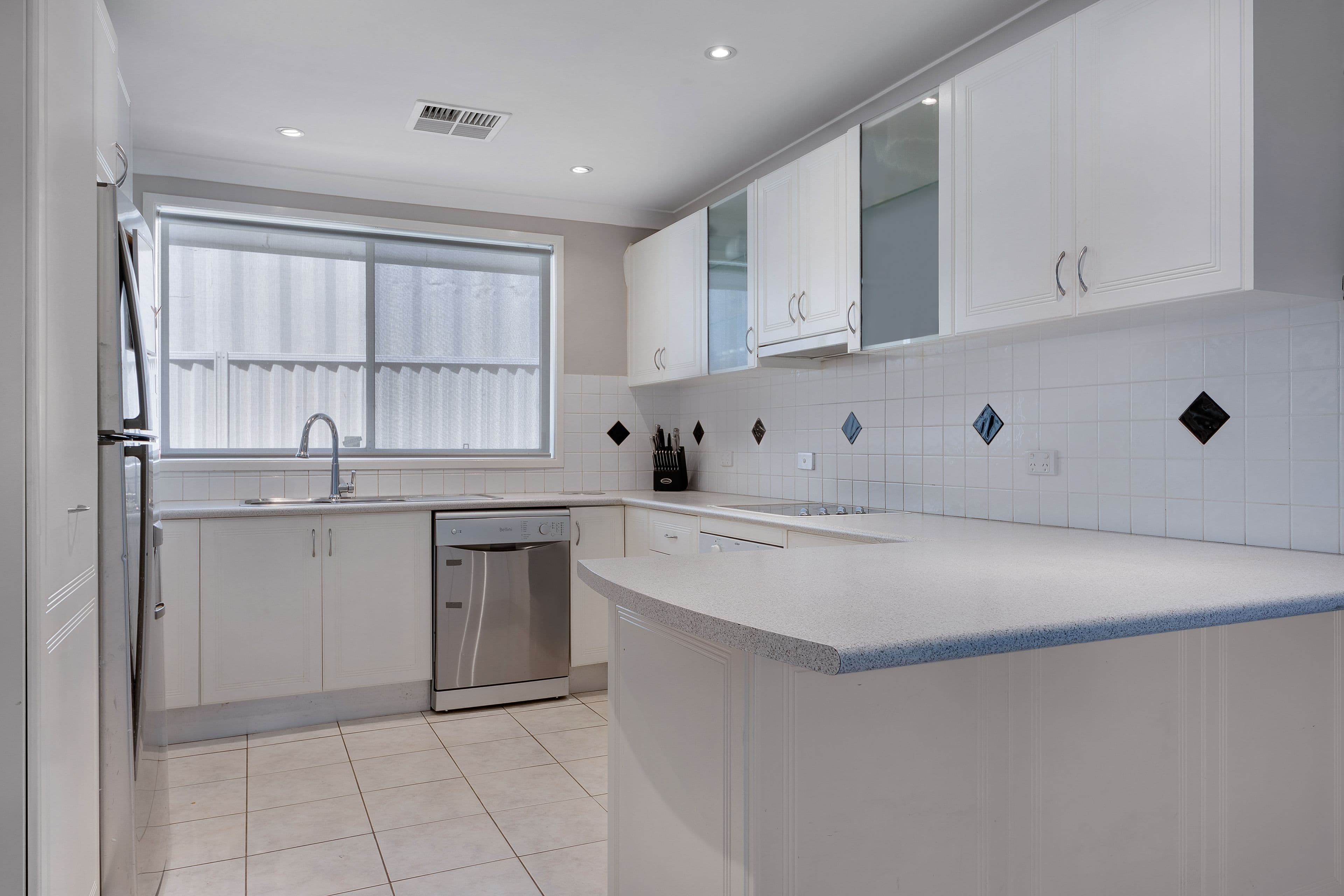 52 Lancia Drive, Ingleburn - Thumbnail 3