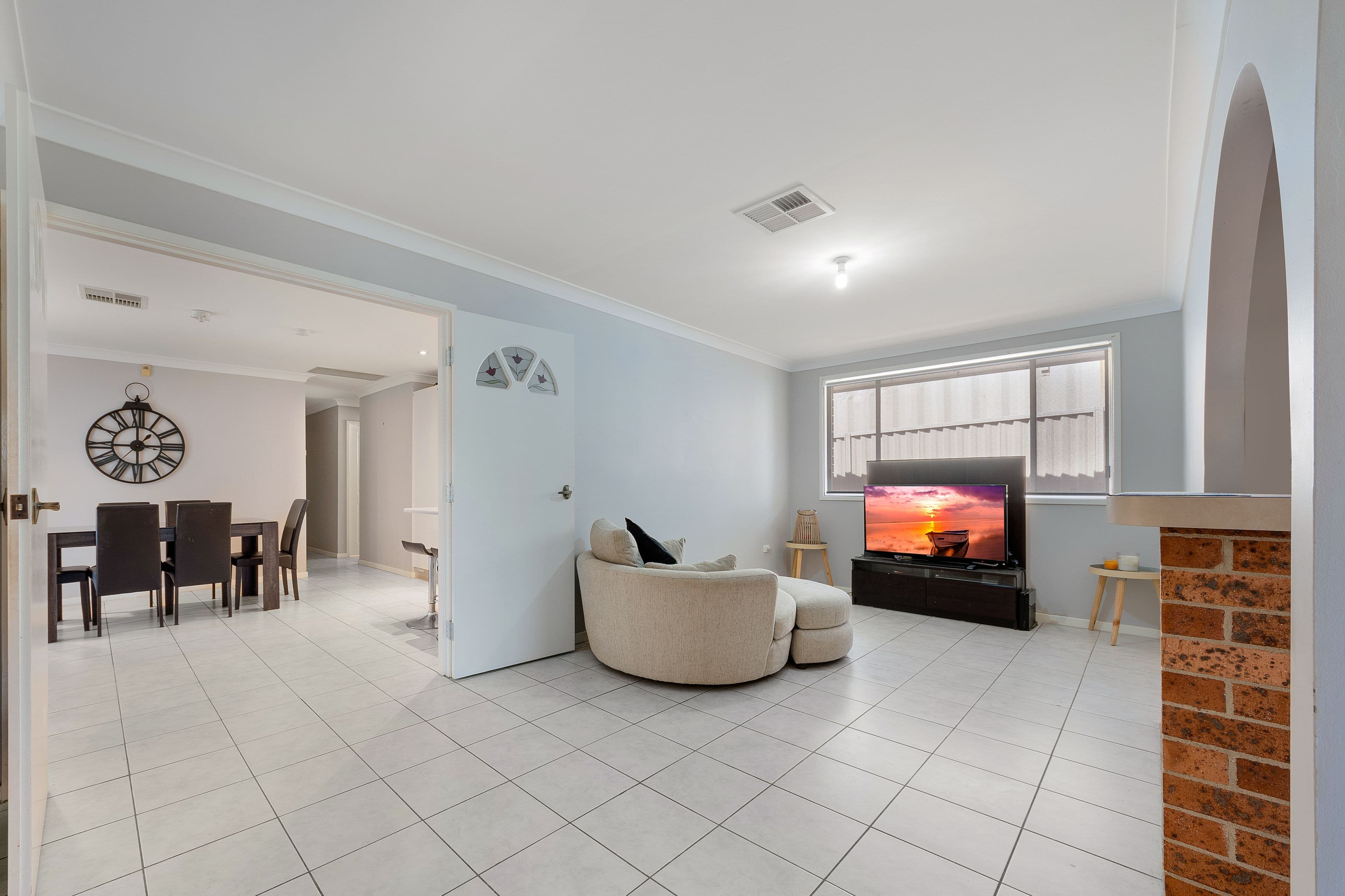 52 Lancia Drive, Ingleburn - Thumbnail 5