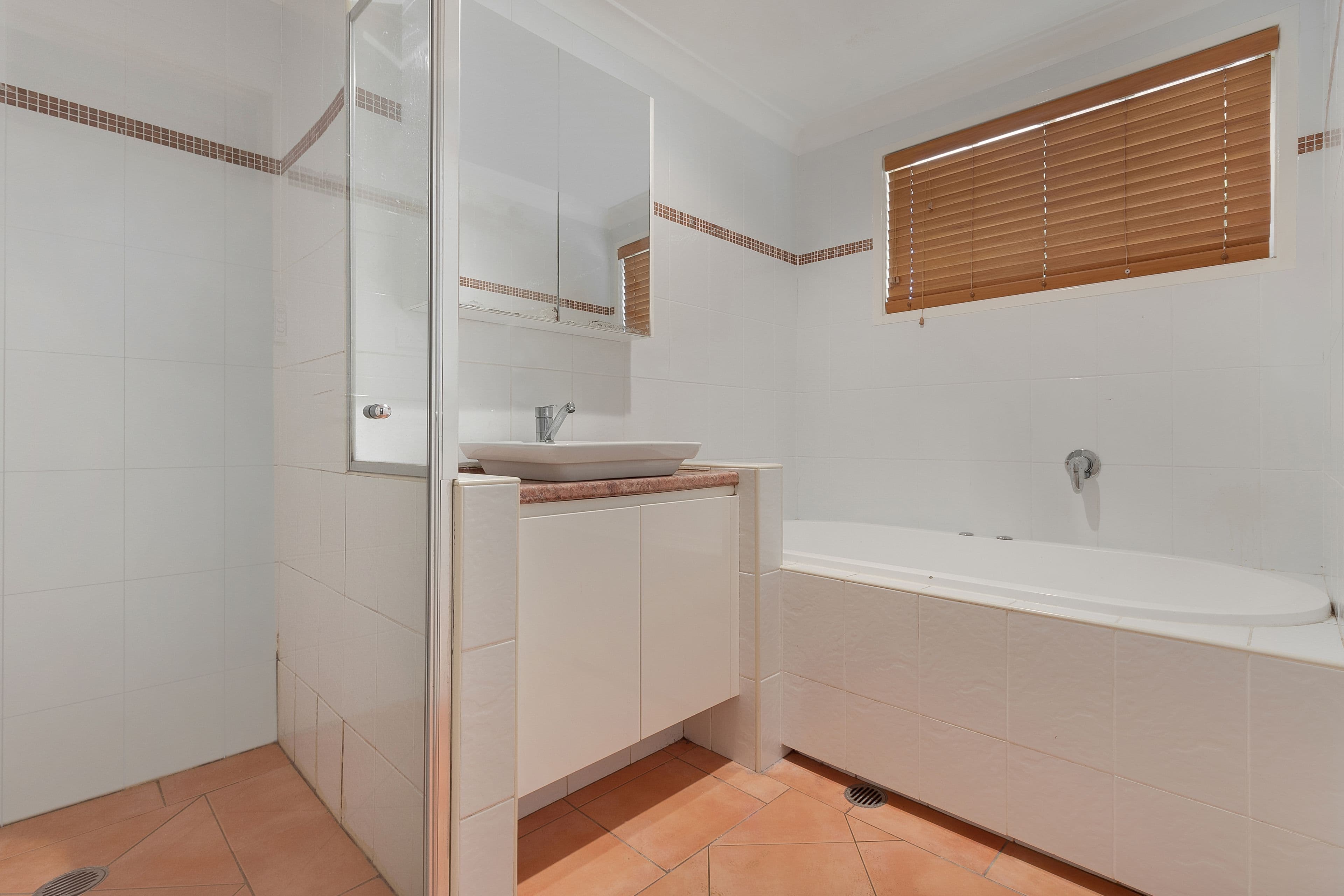 52 Lancia Drive, Ingleburn - Thumbnail 7