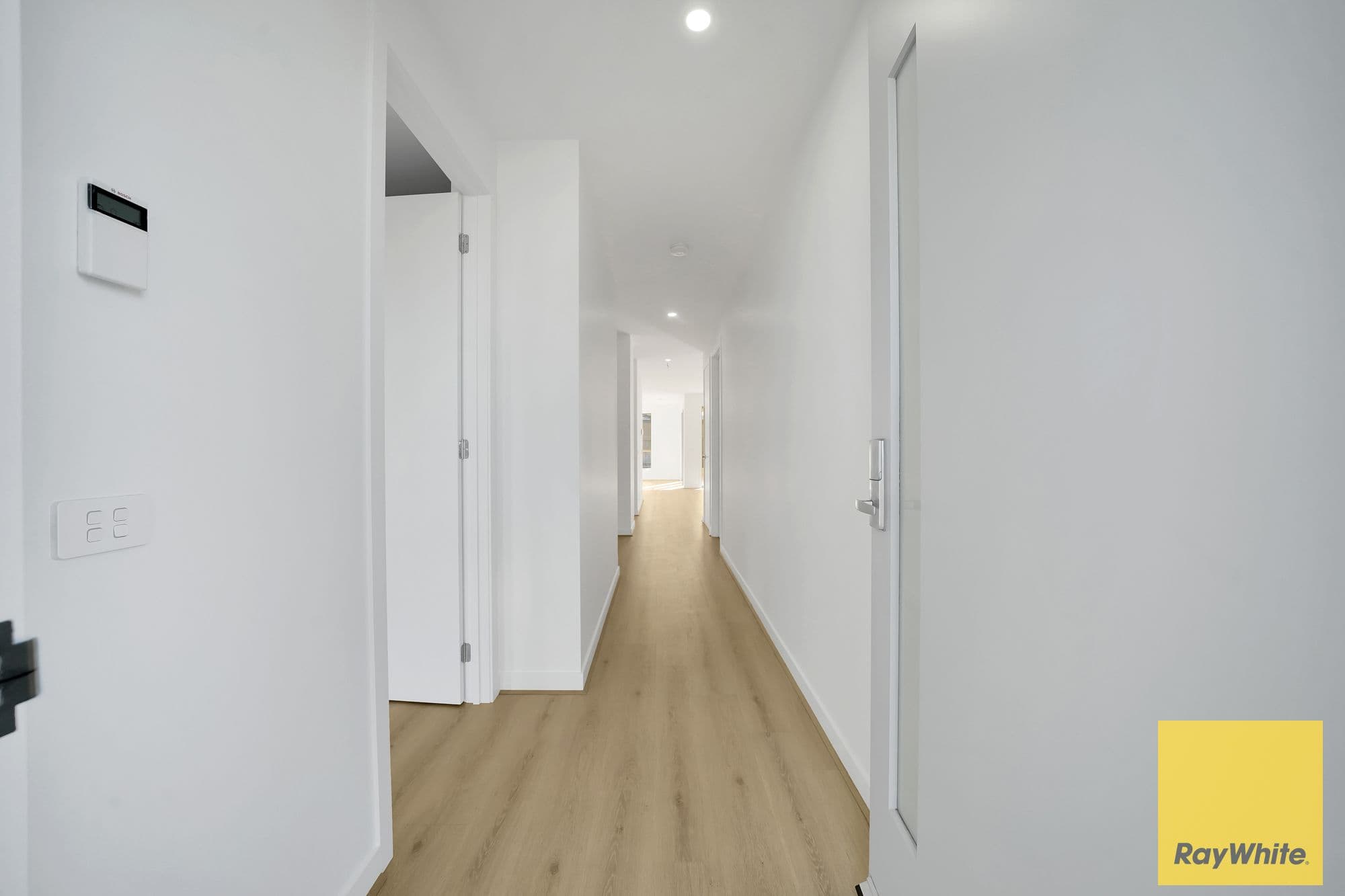 43 Broom Road, AINTREE VIC 3336, Aintree - Thumbnail 2