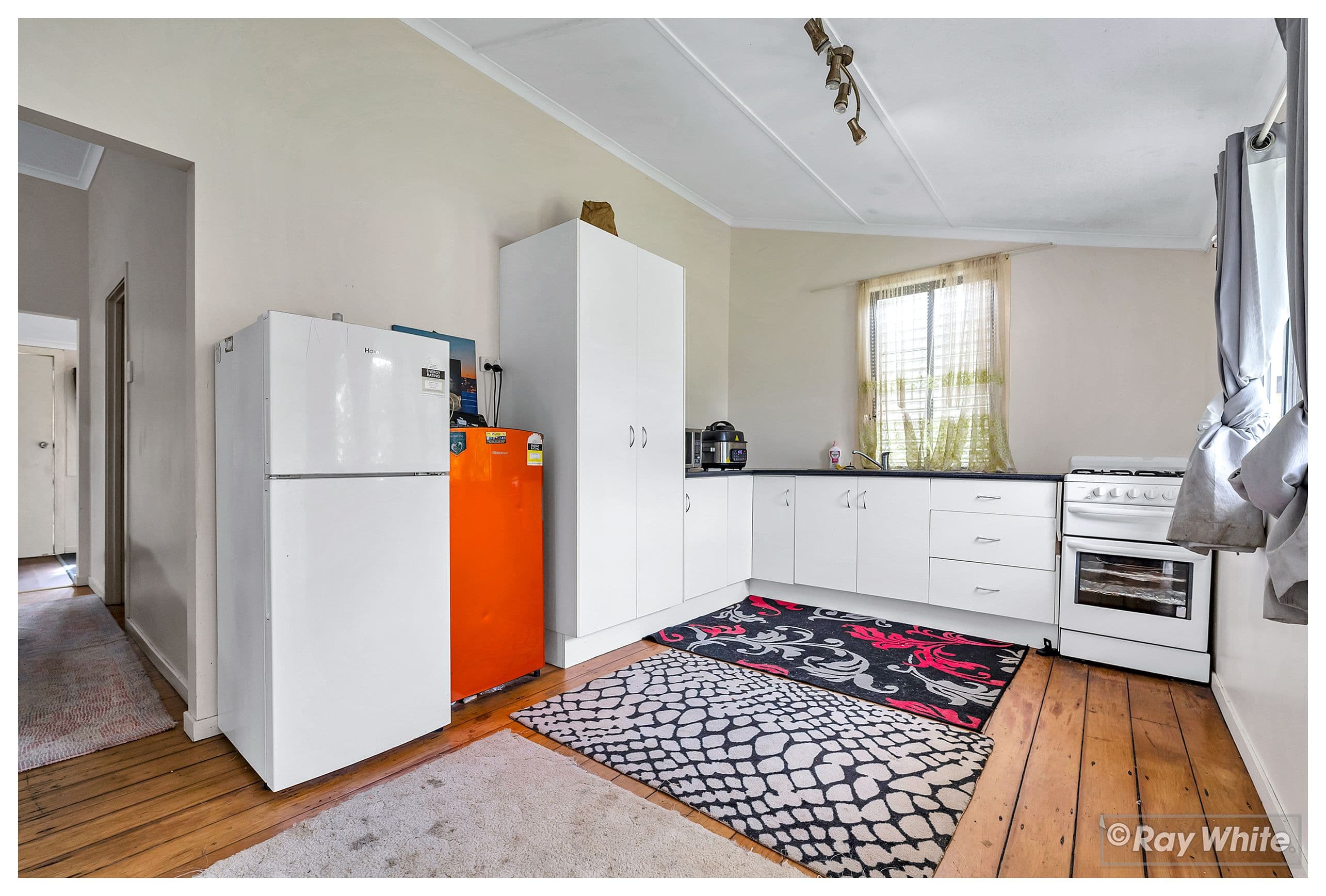 109 WOOD Street, Depot Hill QLD 4700, Depot Hill - Thumbnail 3