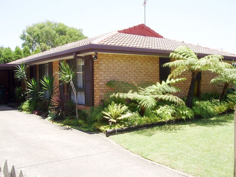 35 Seabrook Street, ELANORA QLD 4221, Elanora - Thumbnail 2