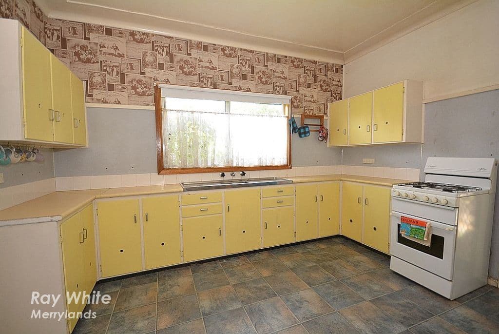 11 Maley Street, Guildford - Thumbnail 2