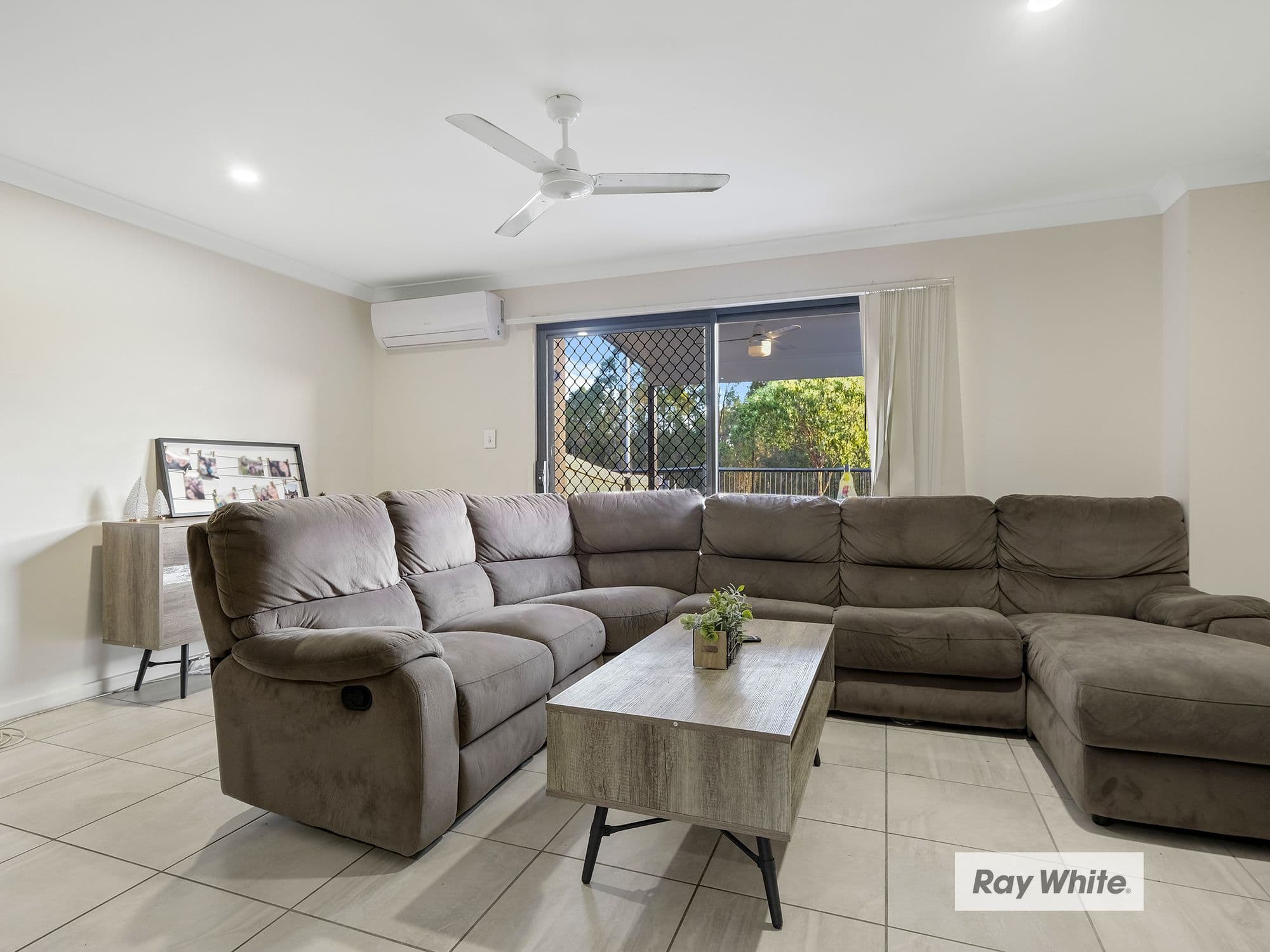 27 Woodroffe Crescent, Redbank Plains QLD 4301, Redbank Plains - Thumbnail 3