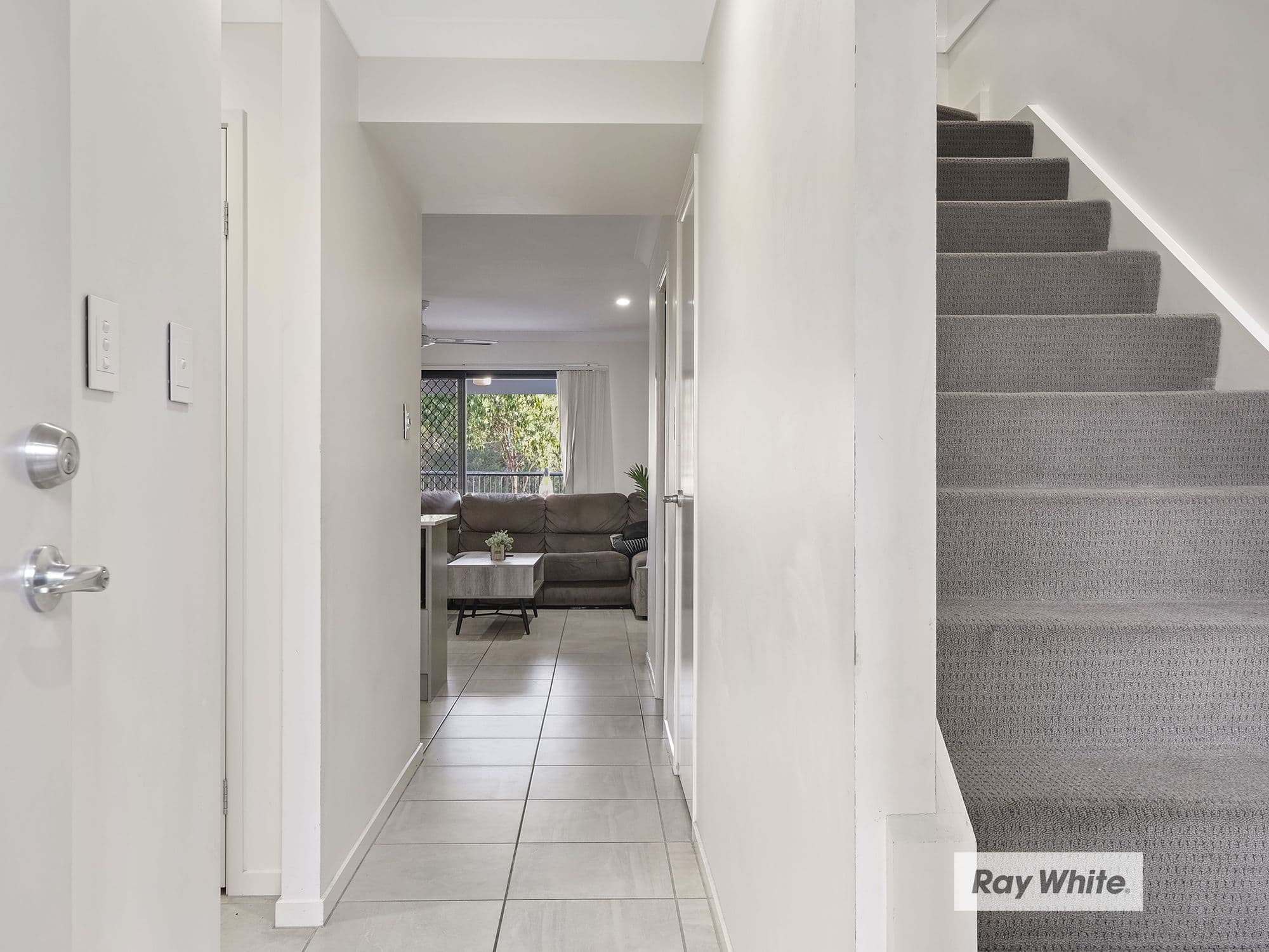 27 Woodroffe Crescent, Redbank Plains QLD 4301, Redbank Plains - Thumbnail 4