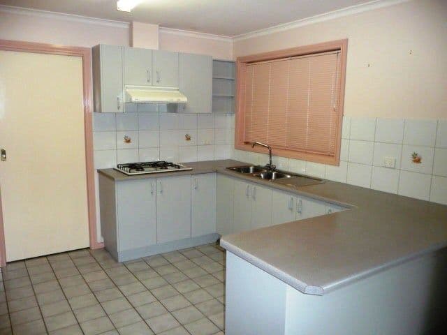 13 Howqua Circuit, Wodonga VIC 3690, West Wodonga - Thumbnail 5