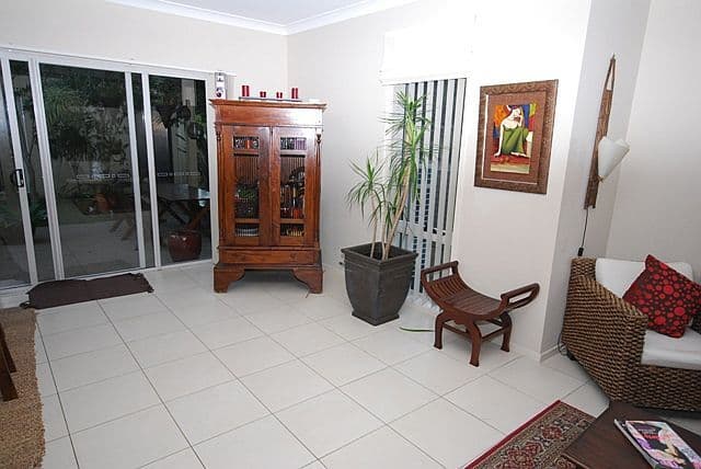42 Driftway Drive, PEMULWUY NSW 2145, Pemulwuy - Thumbnail 3