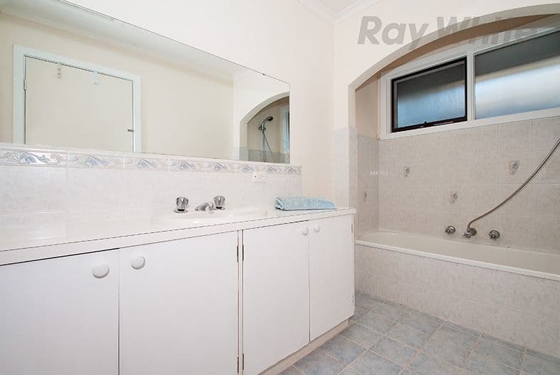 2 ANNIE Court, Croydon VIC 3136, Croydon - Thumbnail 6