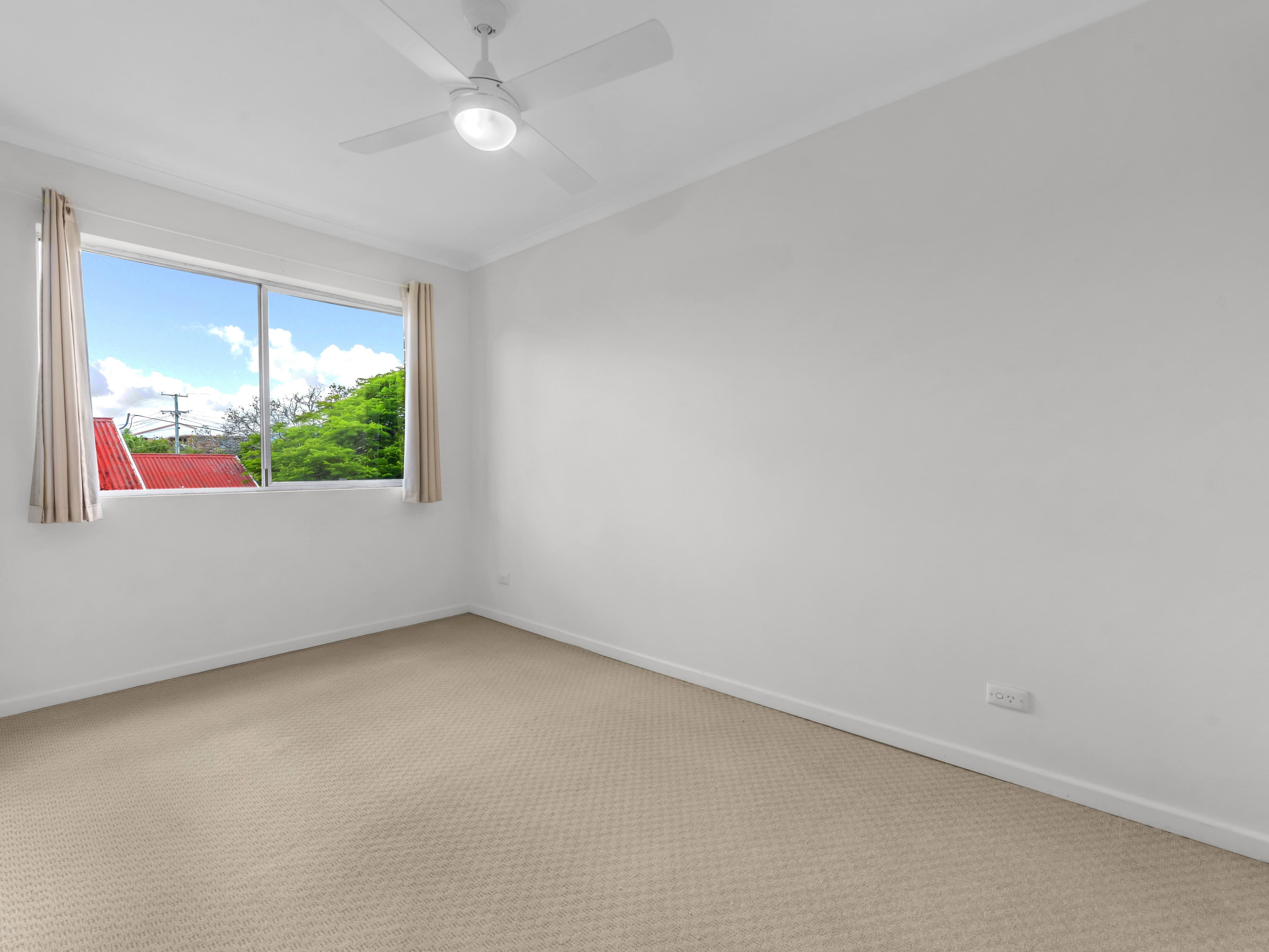 25 Kirkland Avenue, Coorparoo QLD 4151, Coorparoo - Thumbnail 7