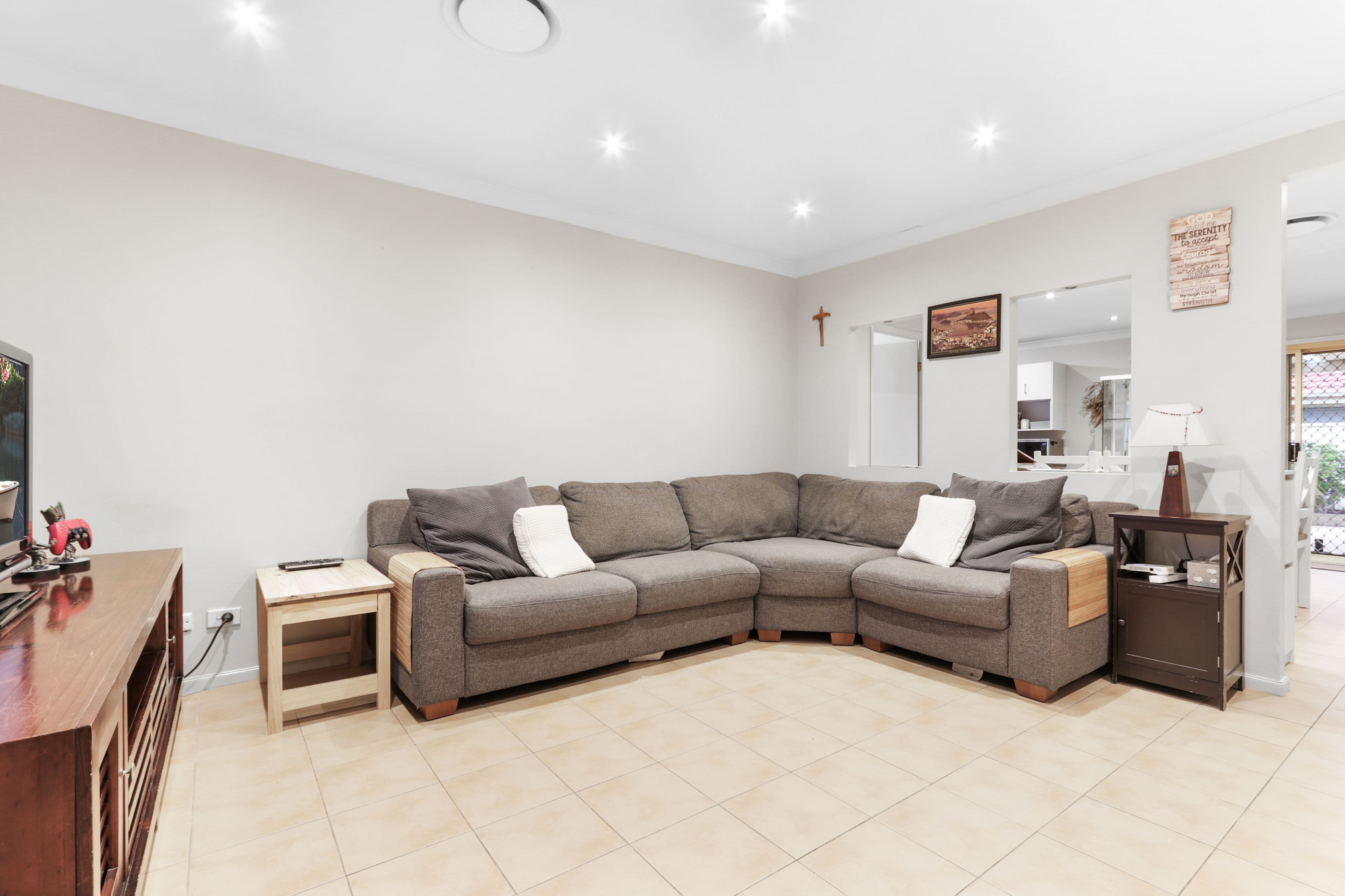11 Hambledon Way, West Hoxton NSW 2171, West Hoxton - Thumbnail 3