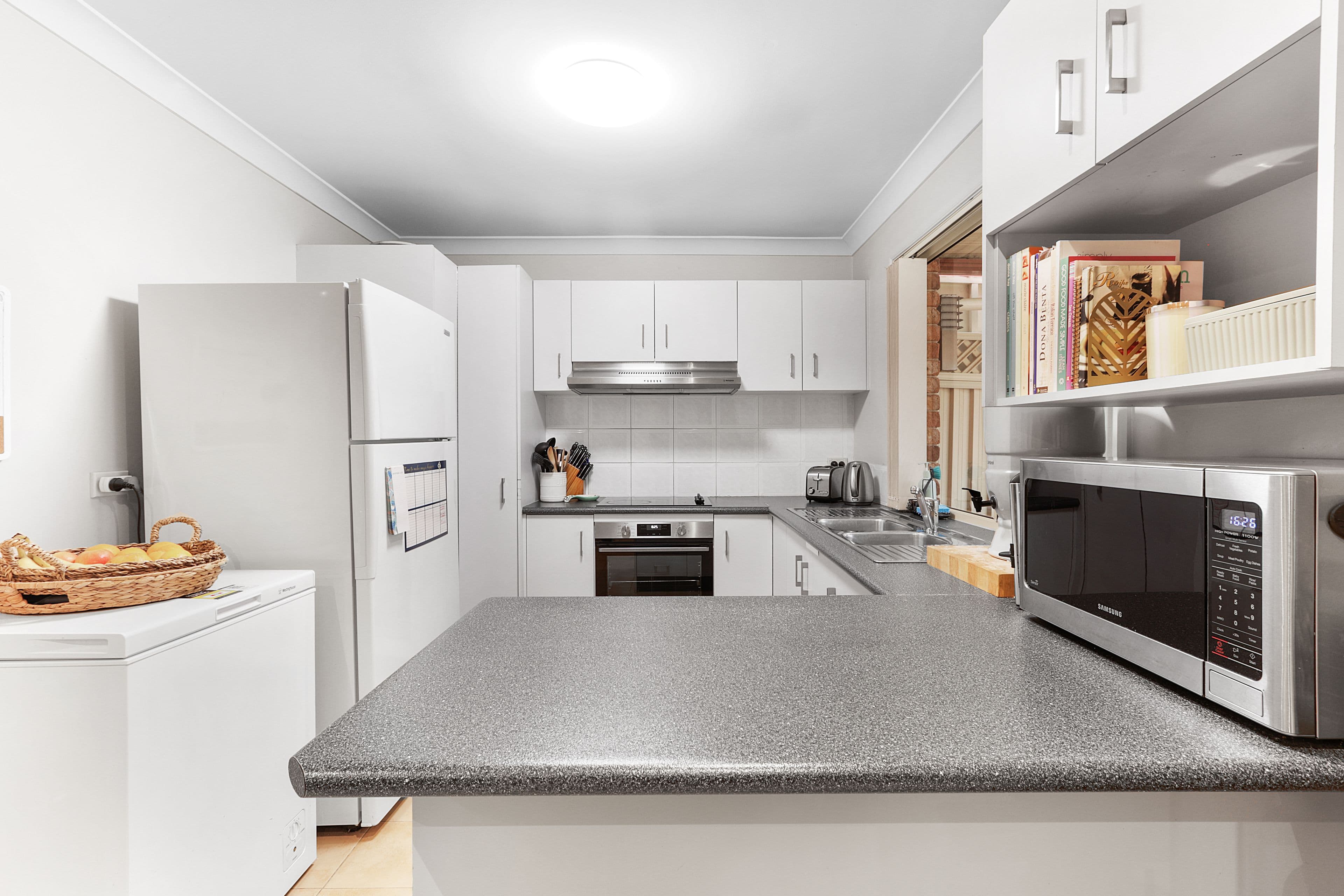 11 Hambledon Way, West Hoxton NSW 2171, West Hoxton - Thumbnail 4
