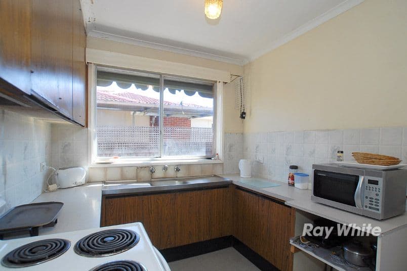 20 Johnson Street, NOBLE PARK VIC 3174, Noble Park - Thumbnail 4