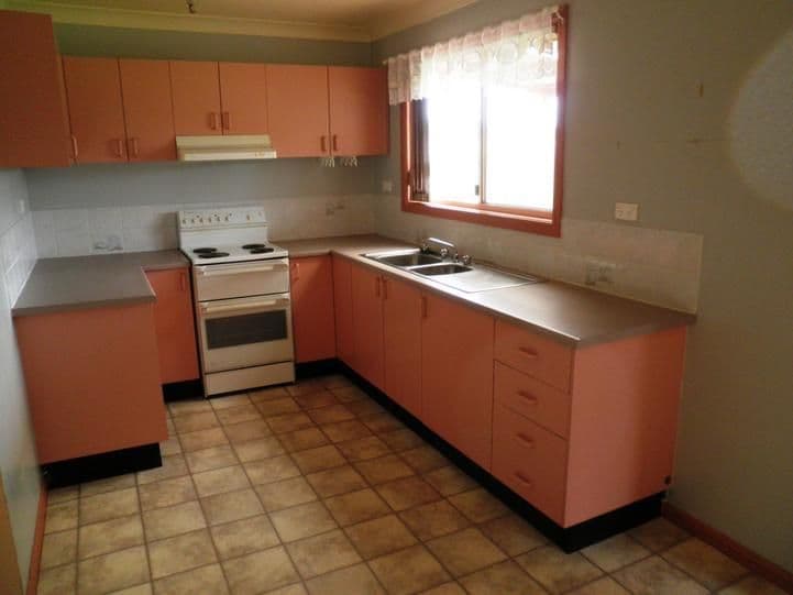 7 Ratho Road, YOUNG NSW 2594, Young - Thumbnail 2