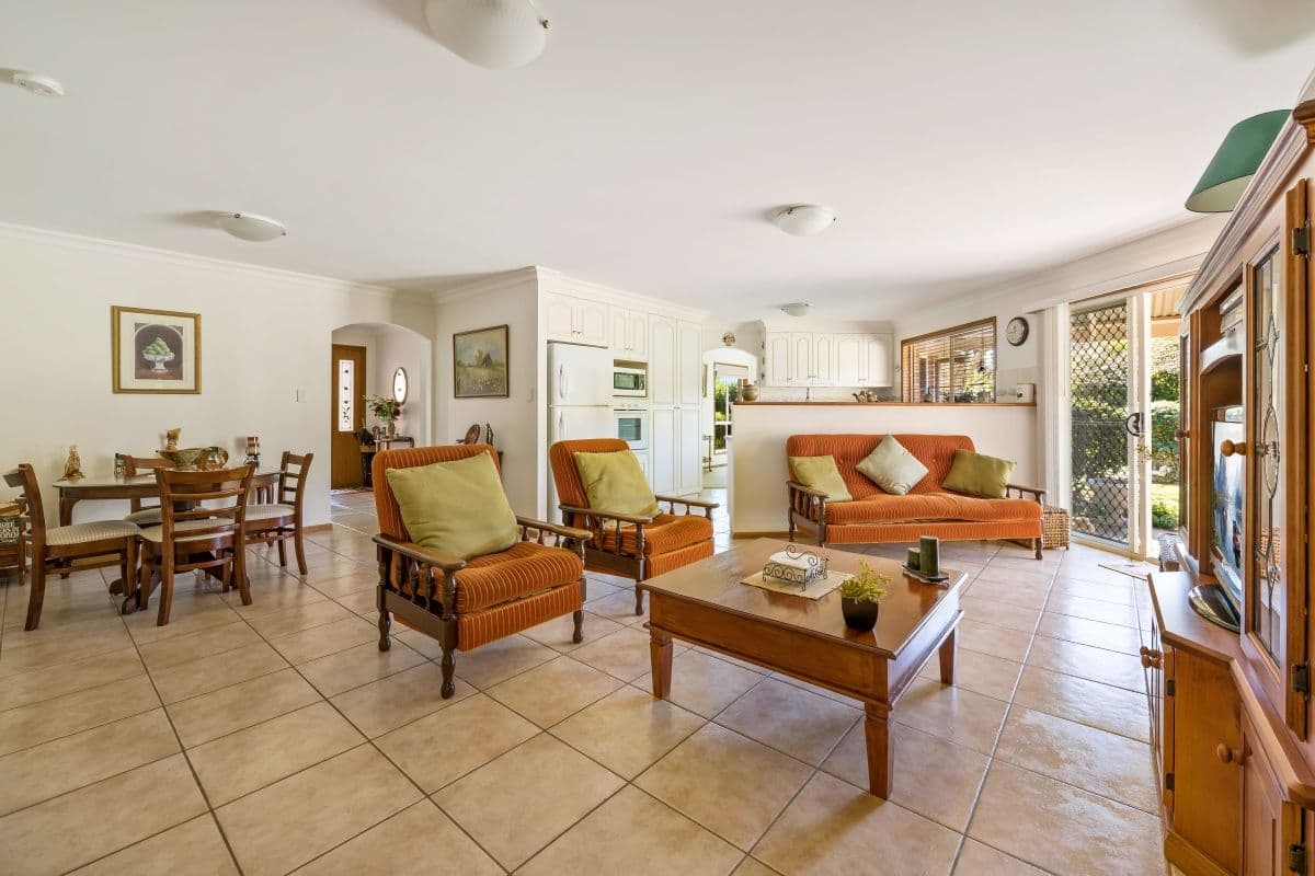 2 Lynne Court, HIGHFIELDS QLD 4352, Highfields - Thumbnail 7