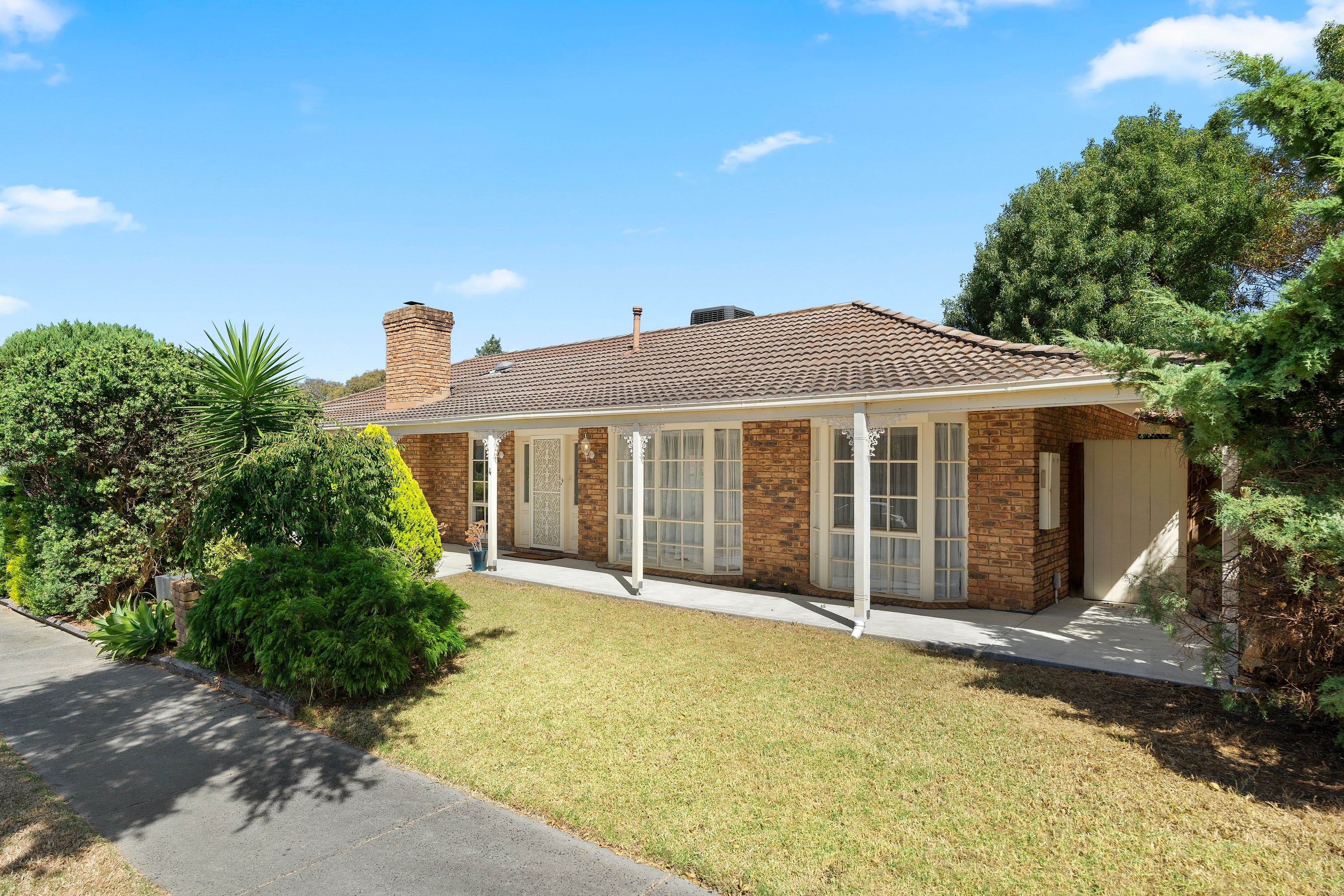 4 Karoo Road, Rowville VIC 3178, Rowville - Thumbnail 2