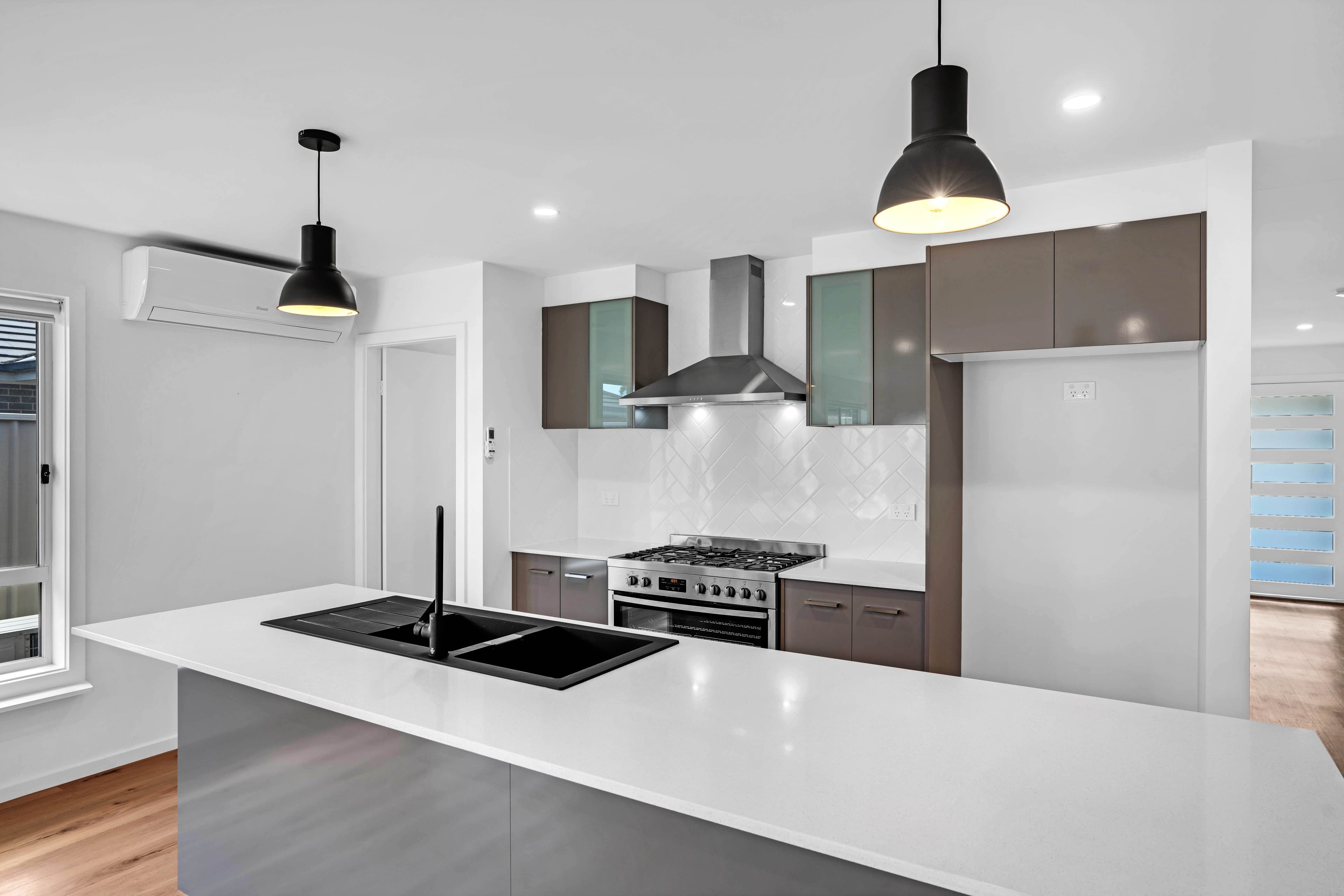 38 Jindalee Crescent, Nowra NSW 2541, Nowra - Thumbnail 2