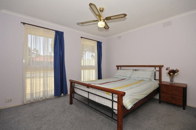 4 Zimmer Court, EPPING VIC 3076, Epping - Thumbnail 4