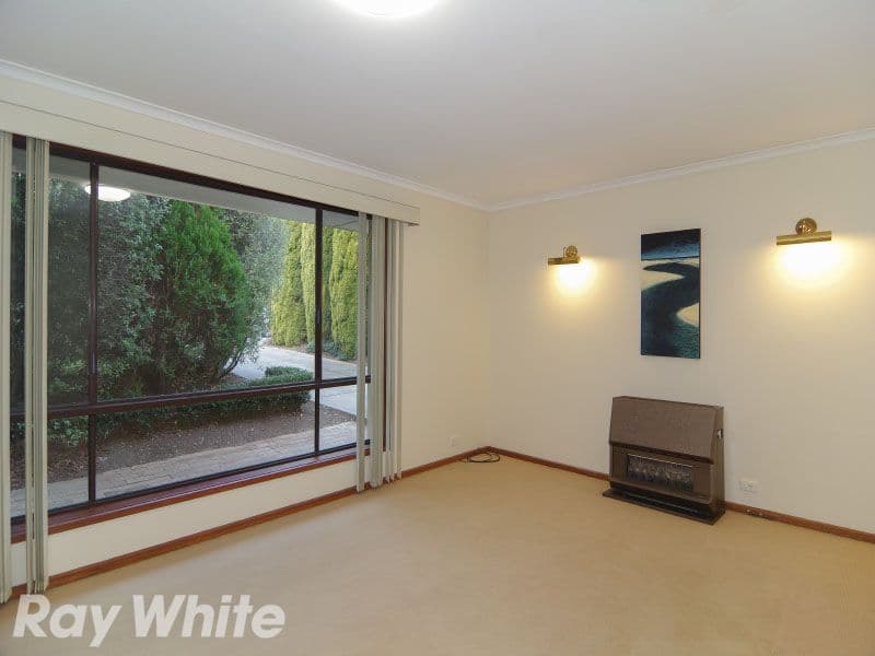 12 Lepena Crescent, HALLETT COVE SA 5158, Hallett Cove - Thumbnail 3
