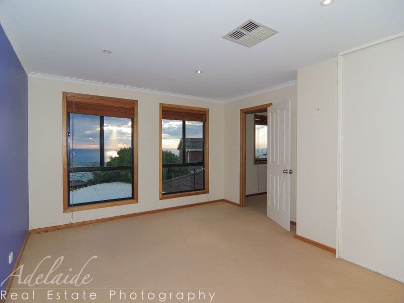12 Lepena Crescent, HALLETT COVE SA 5158, Hallett Cove - Thumbnail 5