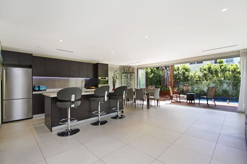 23 Arthur Street, Mermaid Beach QLD 4218, Mermaid Beach - Thumbnail 3