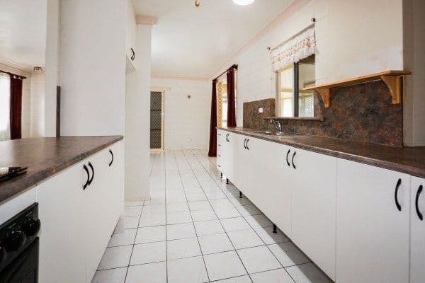6 Yut Fay Avenue, Kelso QLD 4815, Kelso - Thumbnail 3