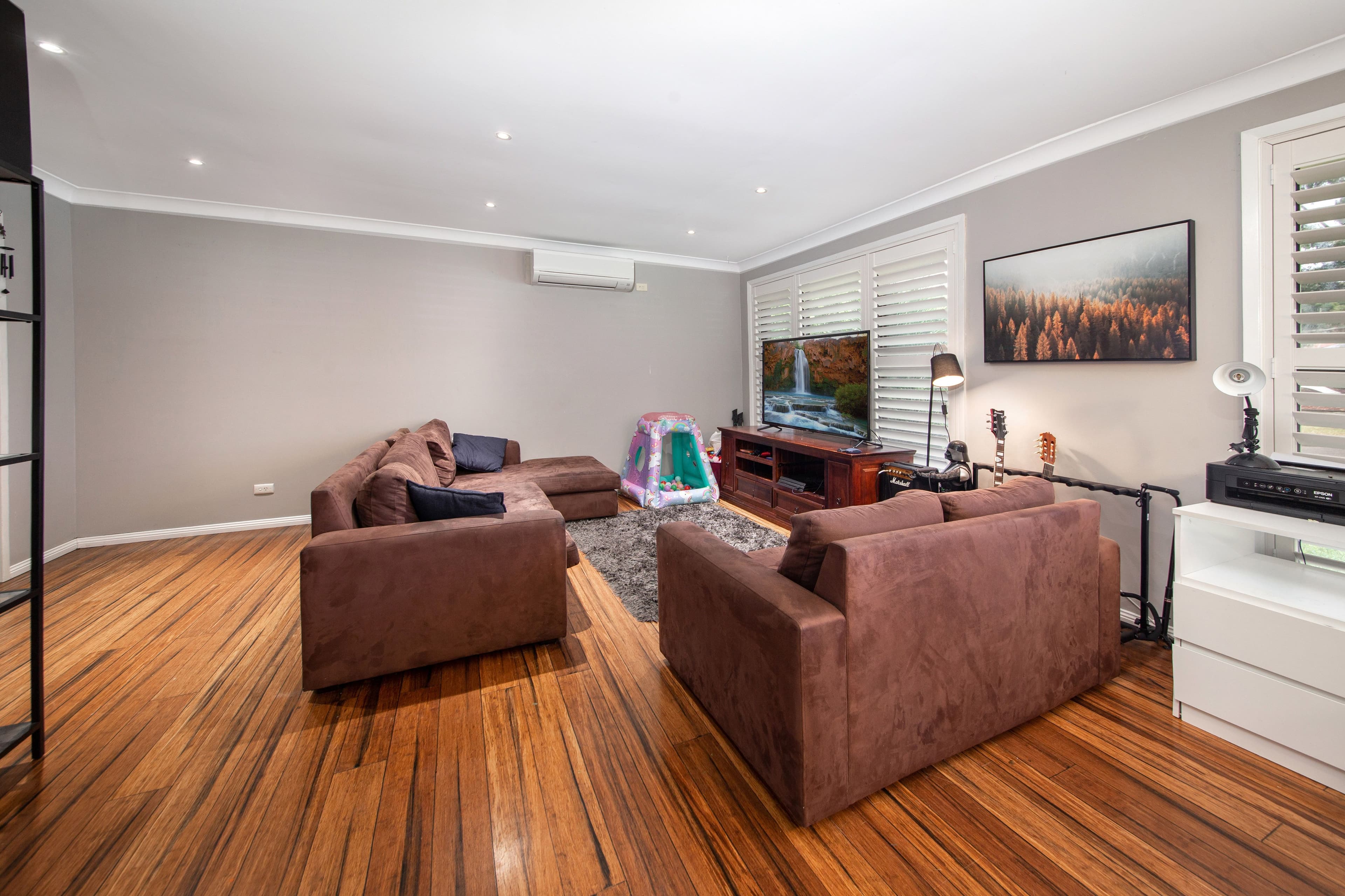 13 Forest Grove, Fairy Hill - Thumbnail 2