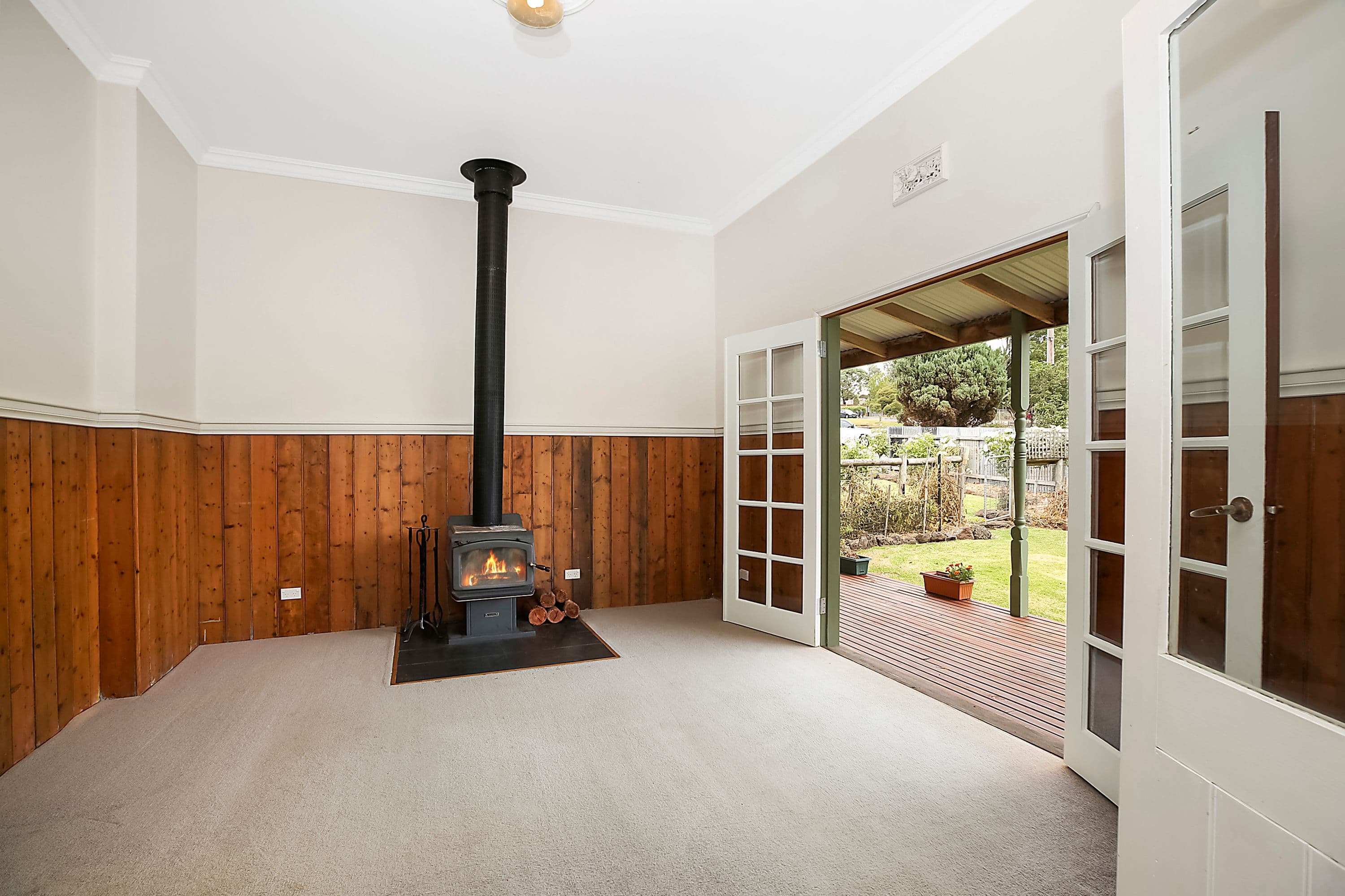 12 Henderson Street, Camperdown VIC 3260, Camperdown - Thumbnail 4