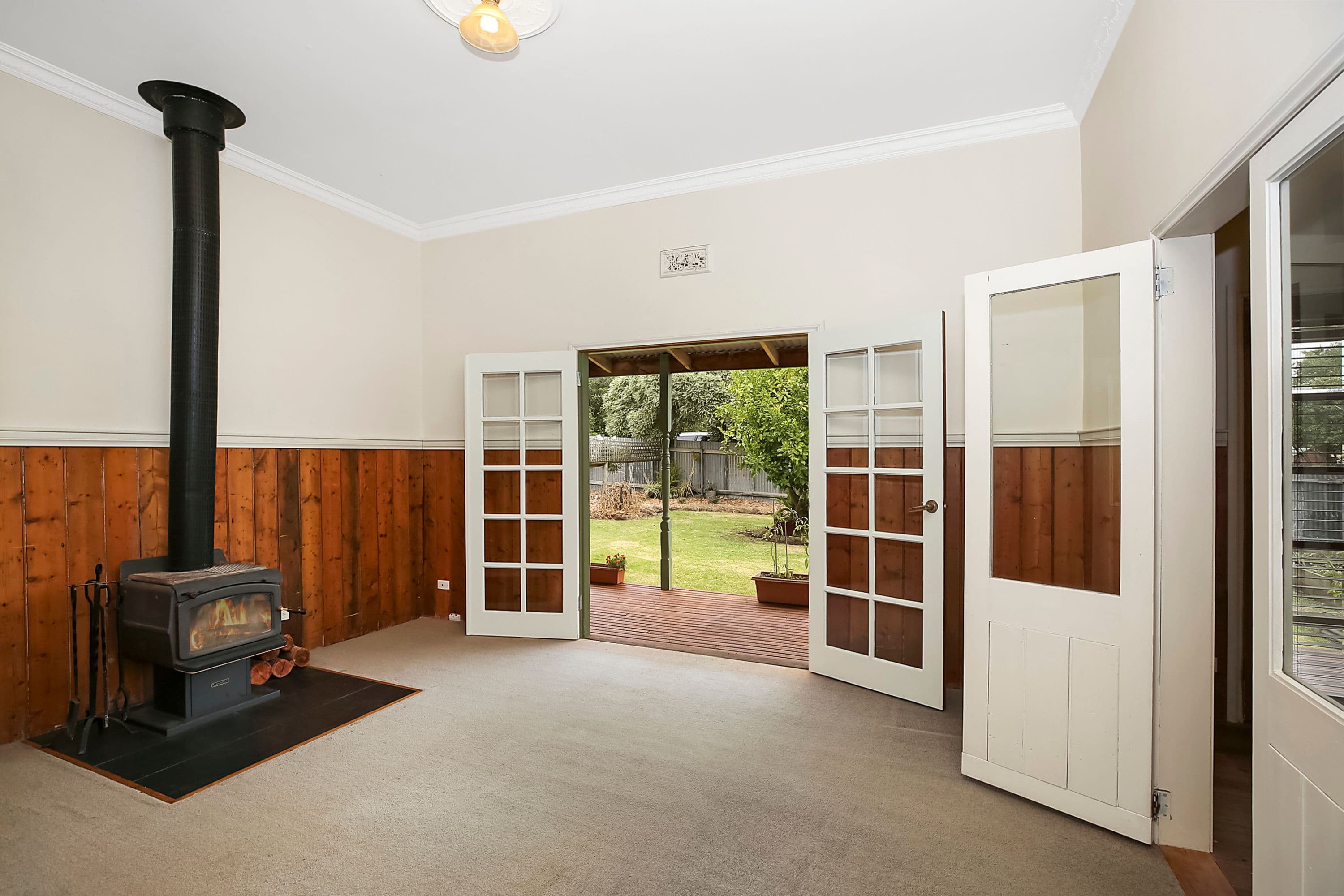 12 Henderson Street, Camperdown VIC 3260, Camperdown - Thumbnail 5