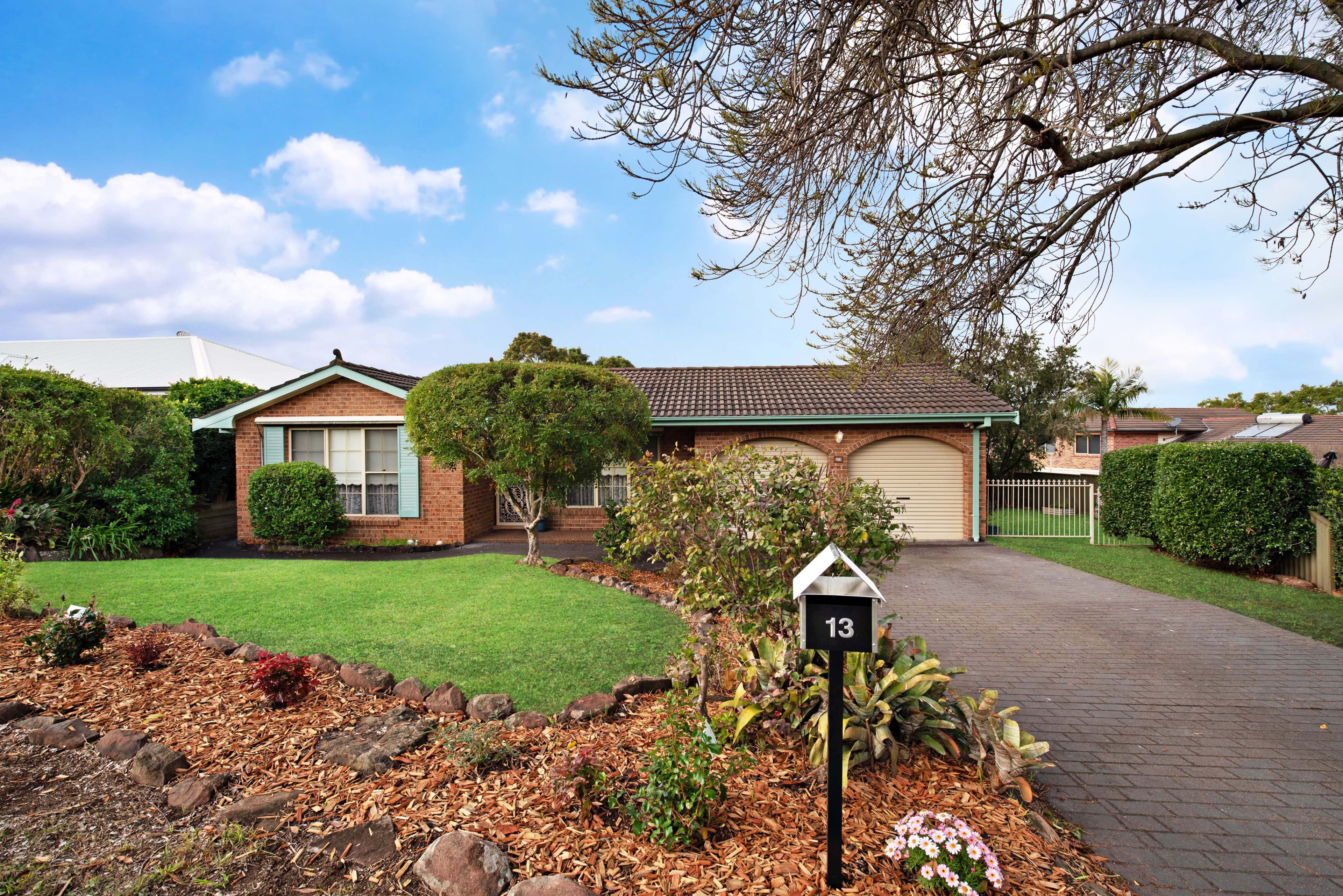 13 Maple Road, Largs - Image 1