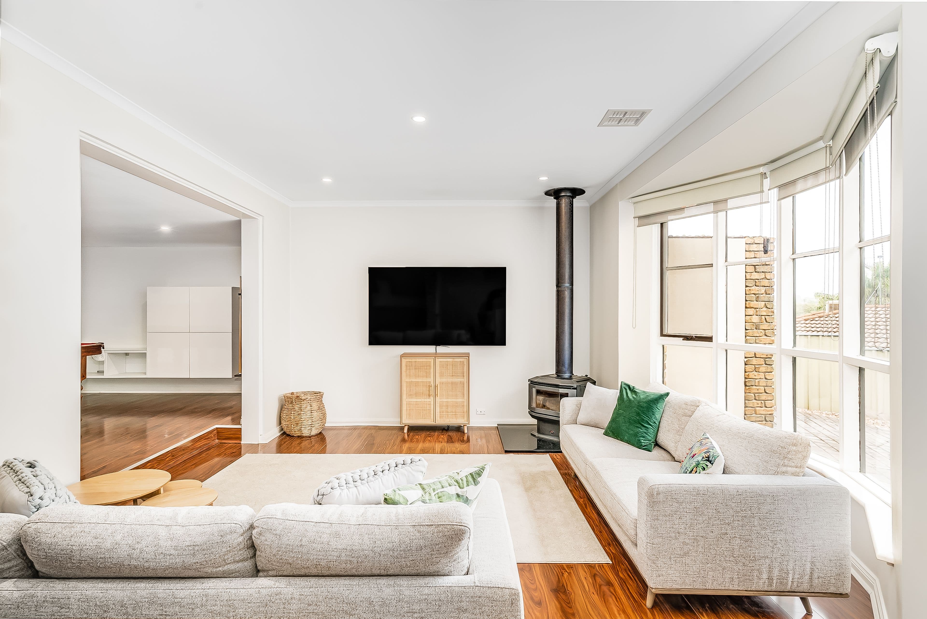 4 Irvine Court, Wynn Vale SA 5127, Wynn Vale - Thumbnail 2