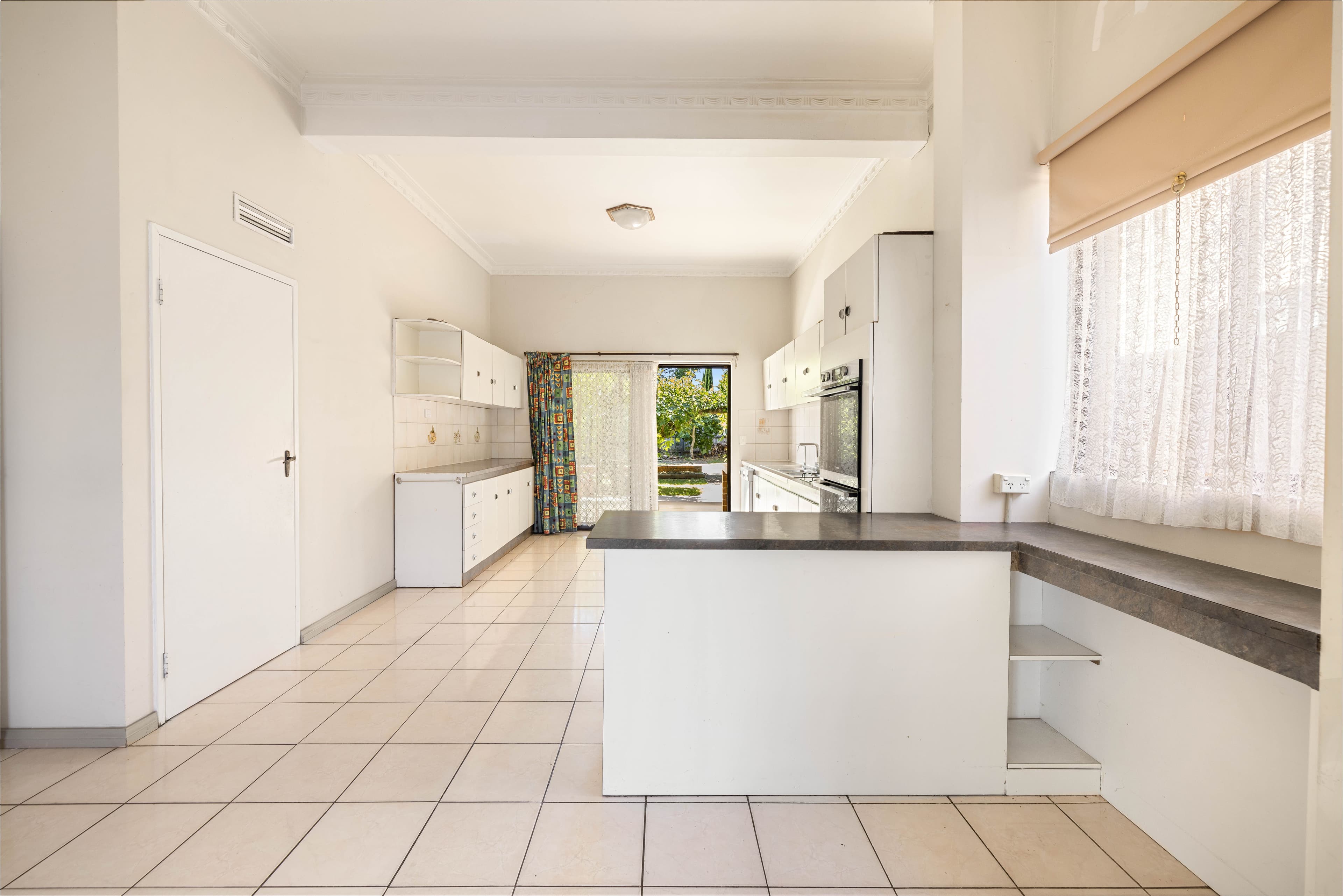 12 Ash Grove, Keilor East VIC 3033, Keilor East - Thumbnail 4