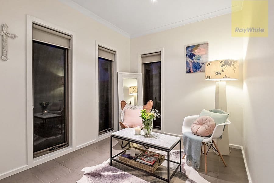 32 The Garlands, Craigieburn VIC 3064, Craigieburn - Thumbnail 2