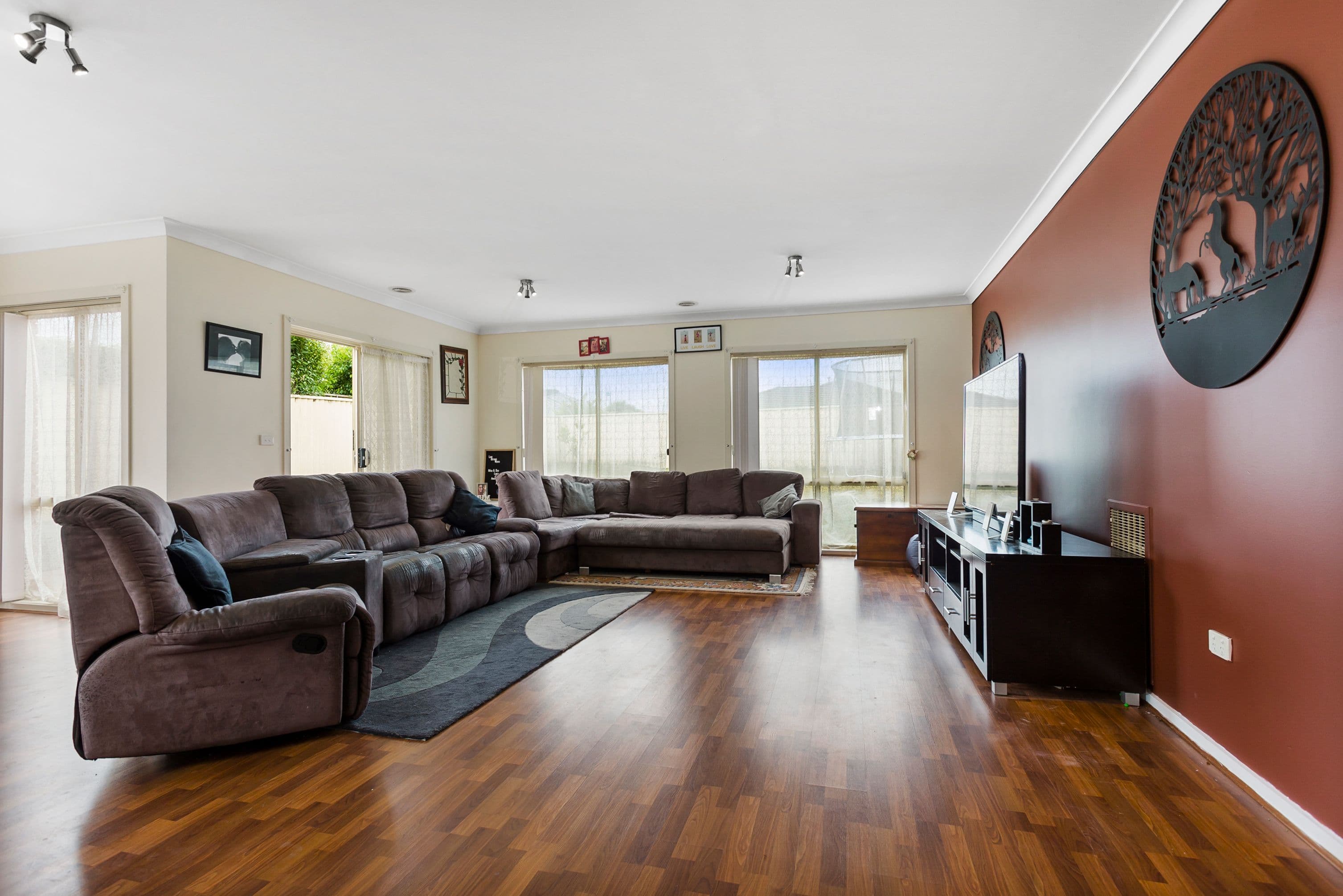 16 Viola Avenue, Pakenham VIC 3810, Pakenham - Image 1
